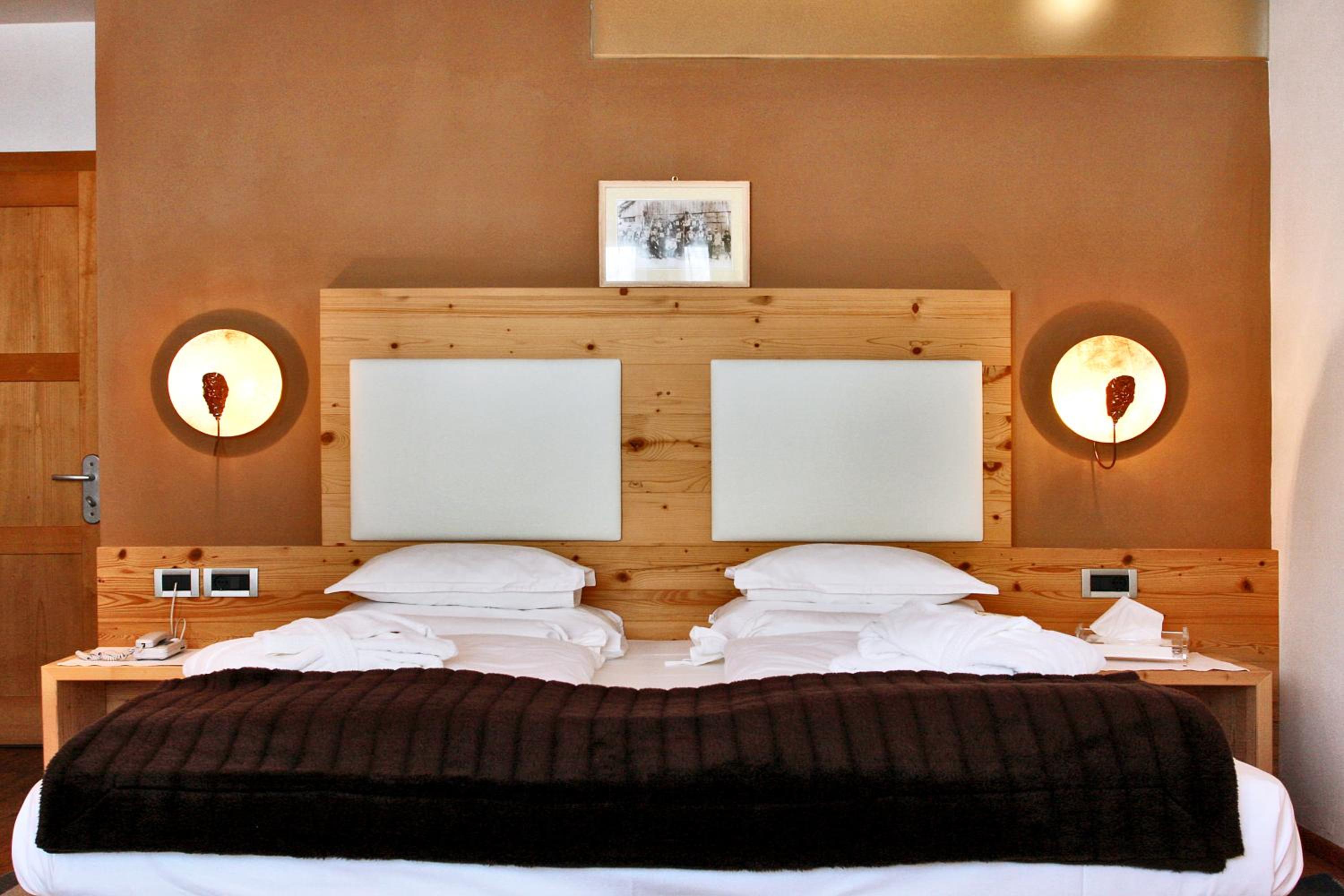 Large Double Room - No Pets Allowed photo 1