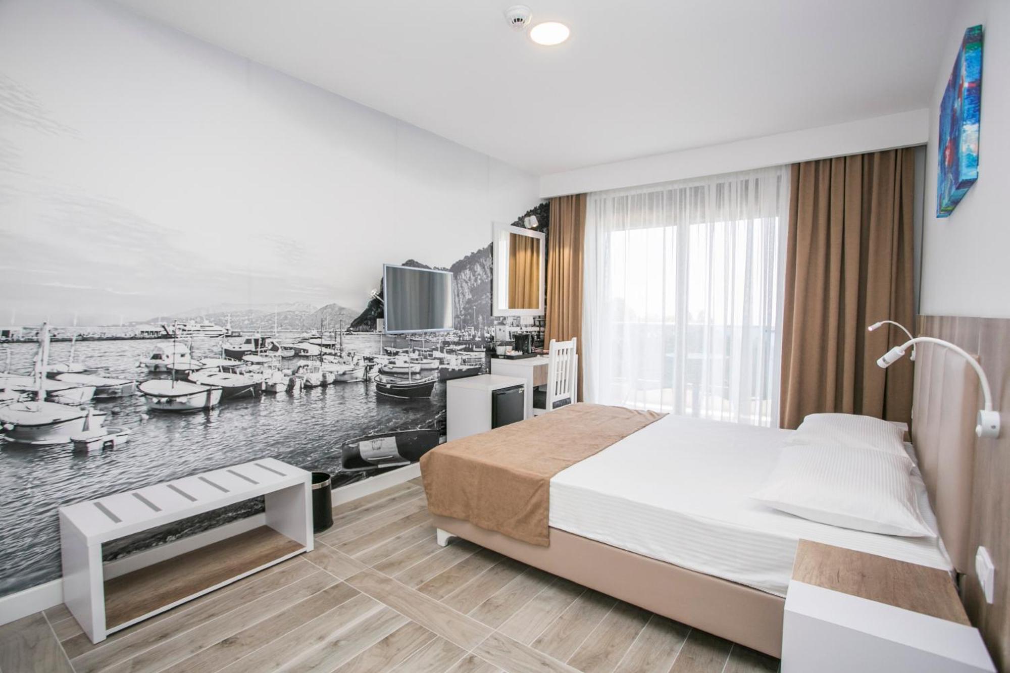 Superior Suite with Sea View