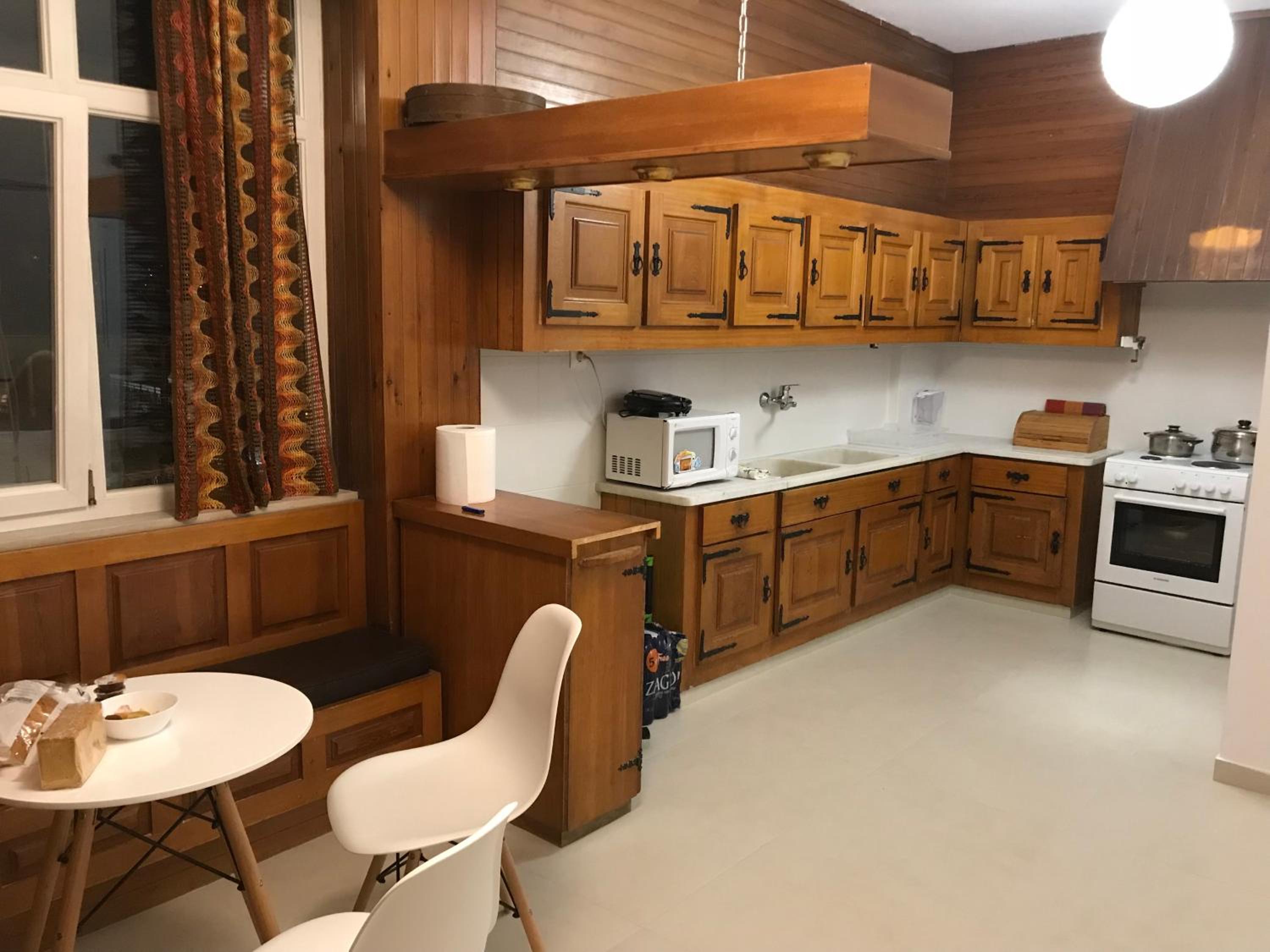 Quadruple Room with Private Bathroom photo 2