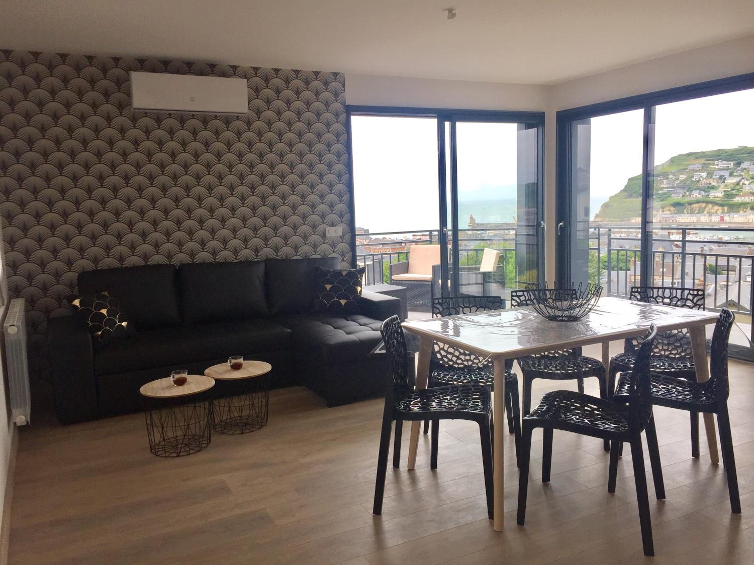 Apartment with Sea View photo 2