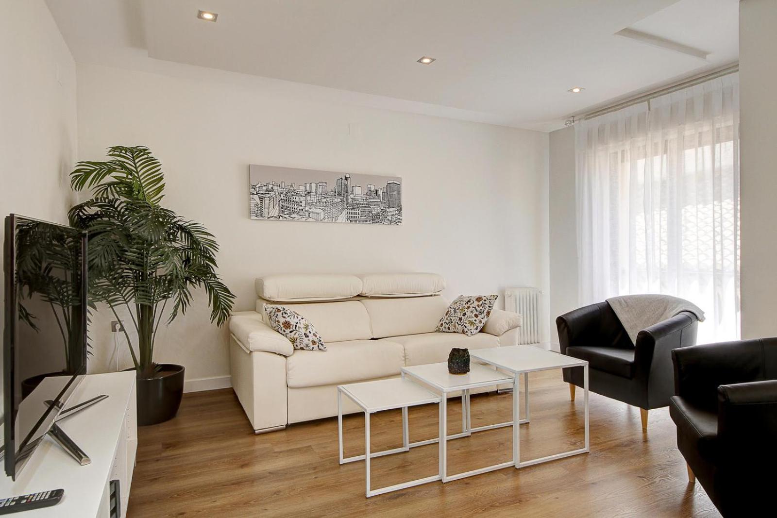 Deluxe Apartment - Photo 1