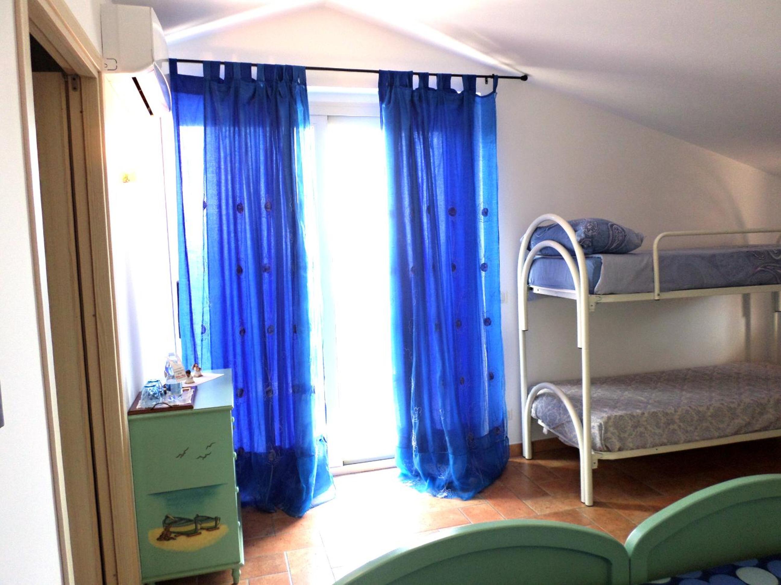 Double Room with Balcony and Sea View photo 1