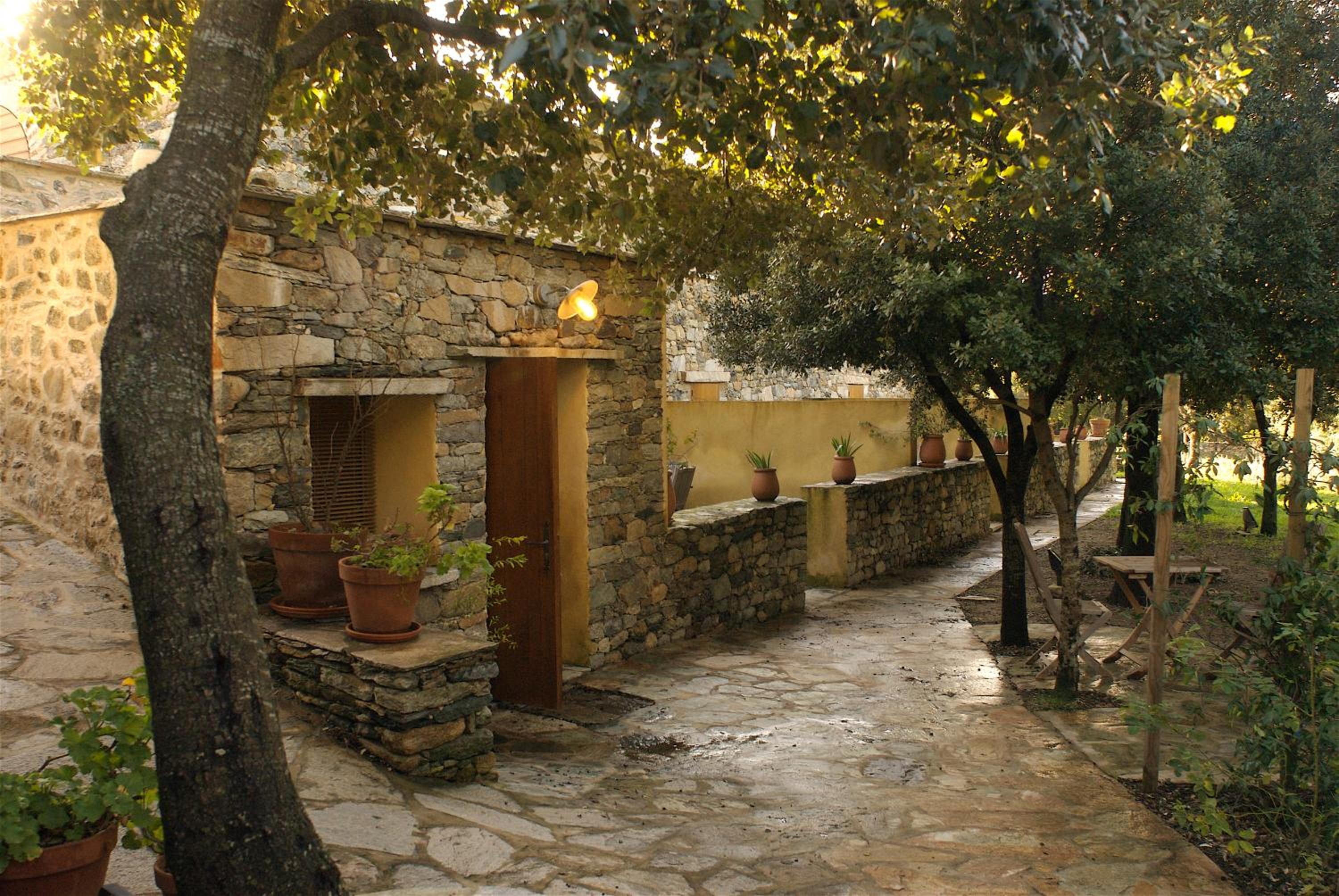 Comfort One-Bedroom Cottage