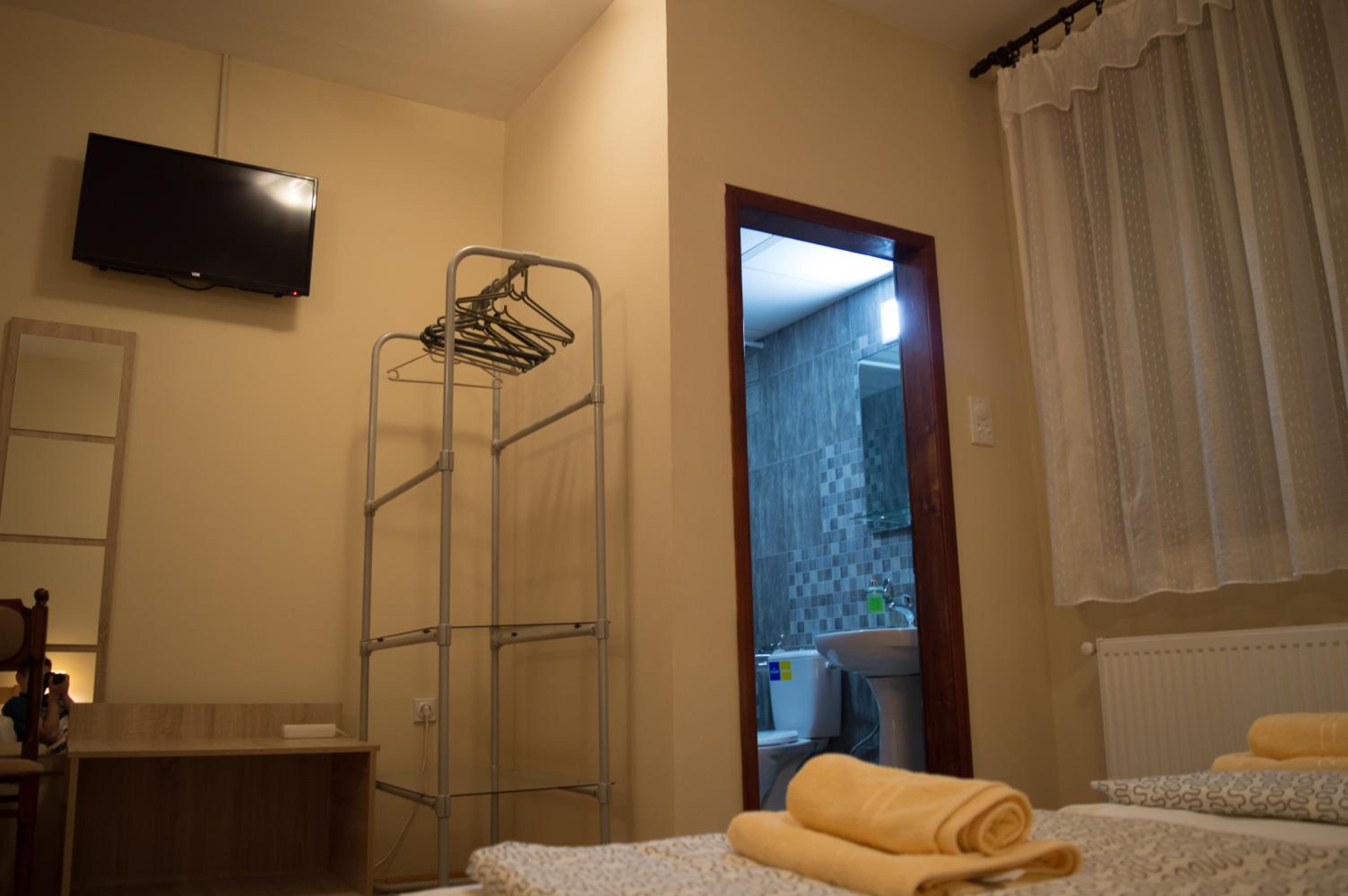 Comfort Triple Room photo 2
