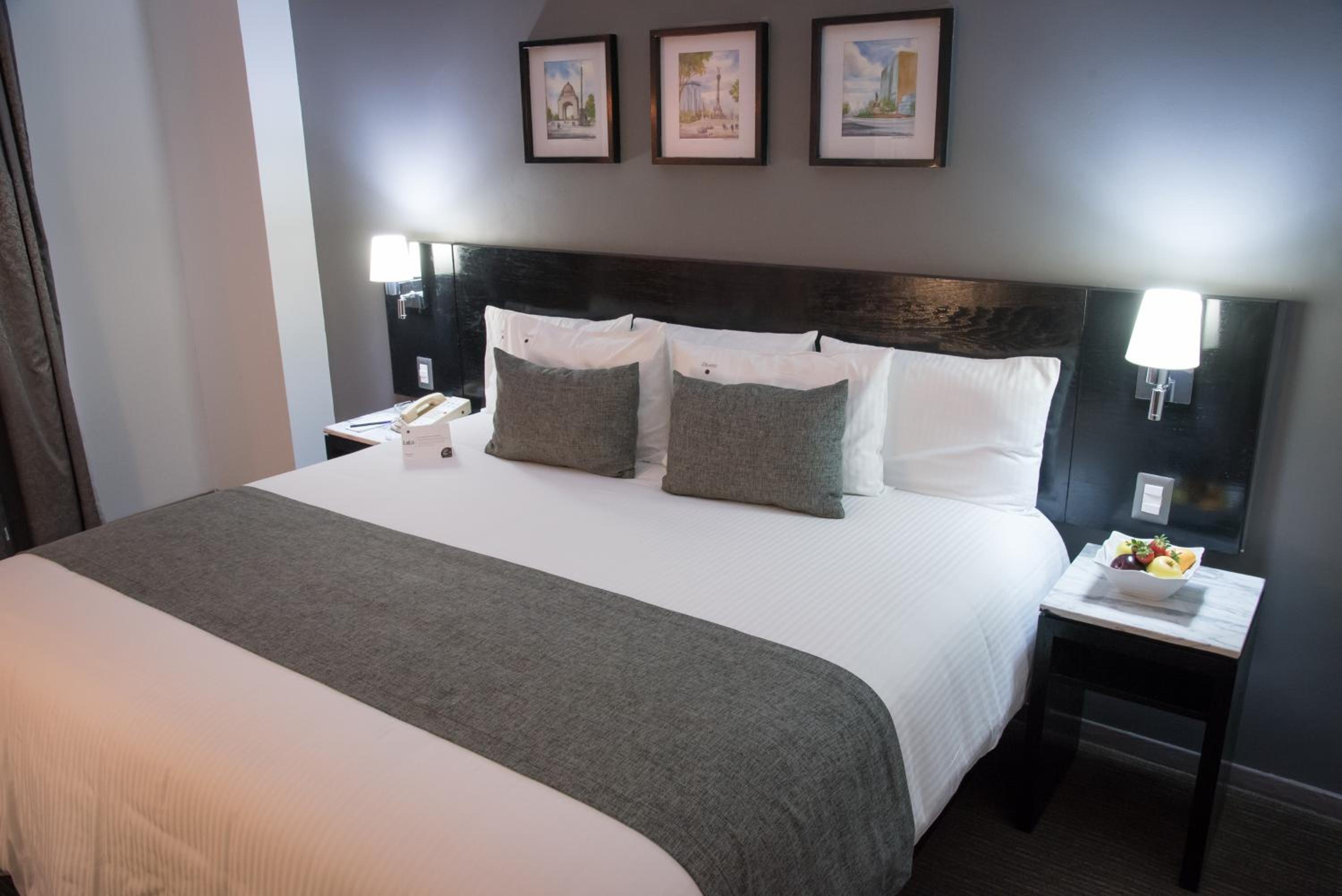 Queen Room - Photo 8