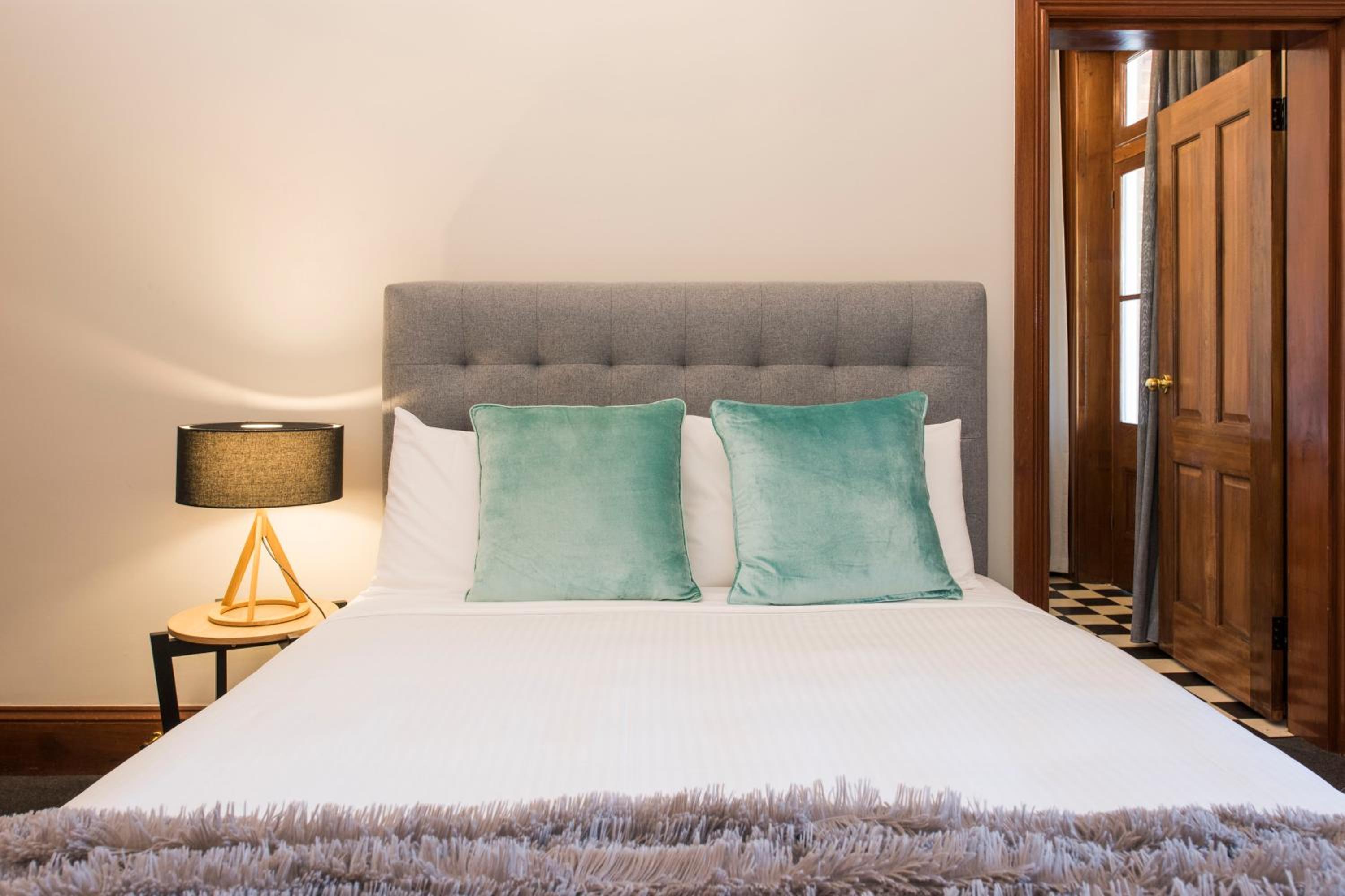 One-Bedroom Apartment - Suite 3