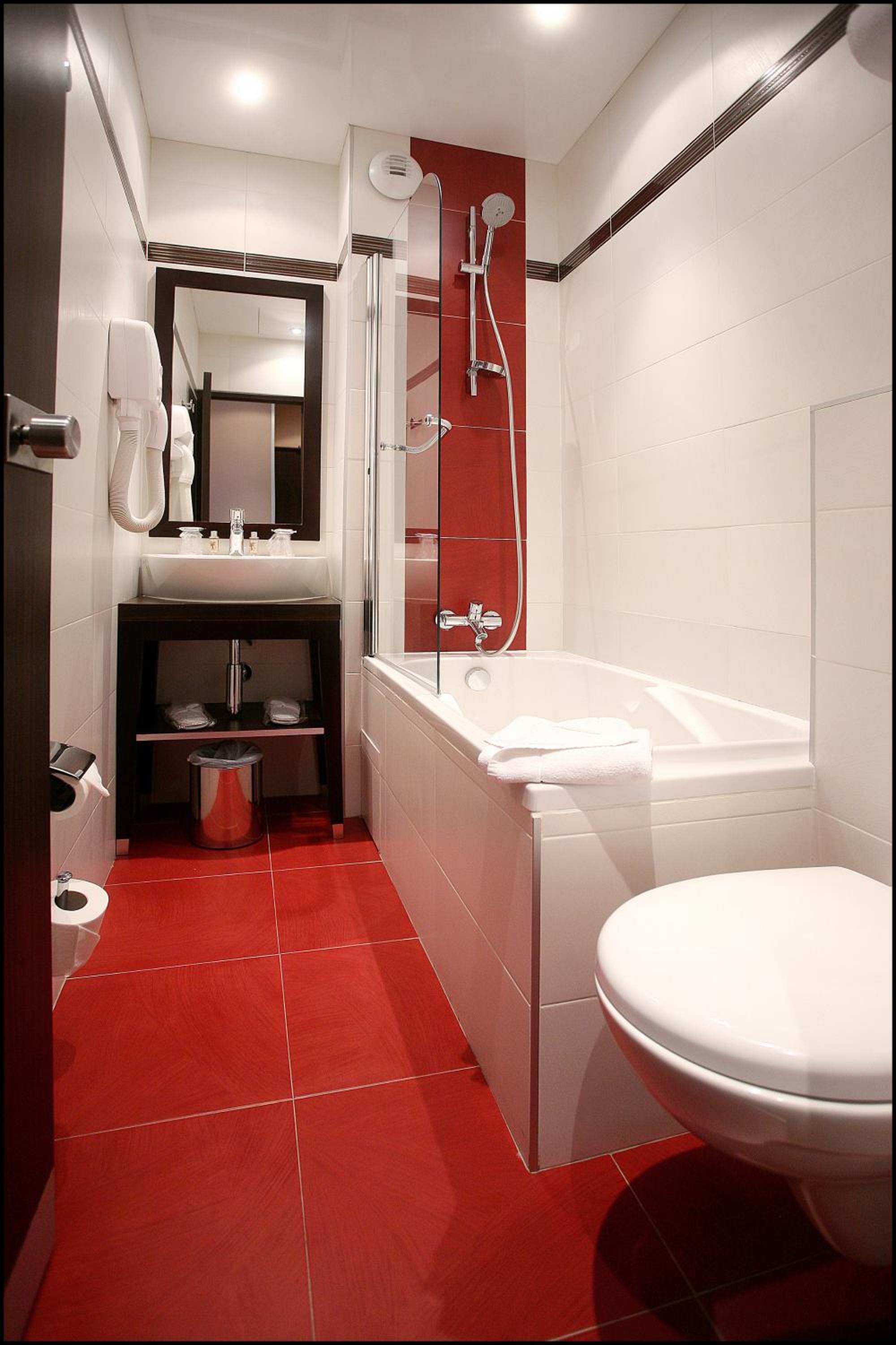 Superior Room thumbnail 6