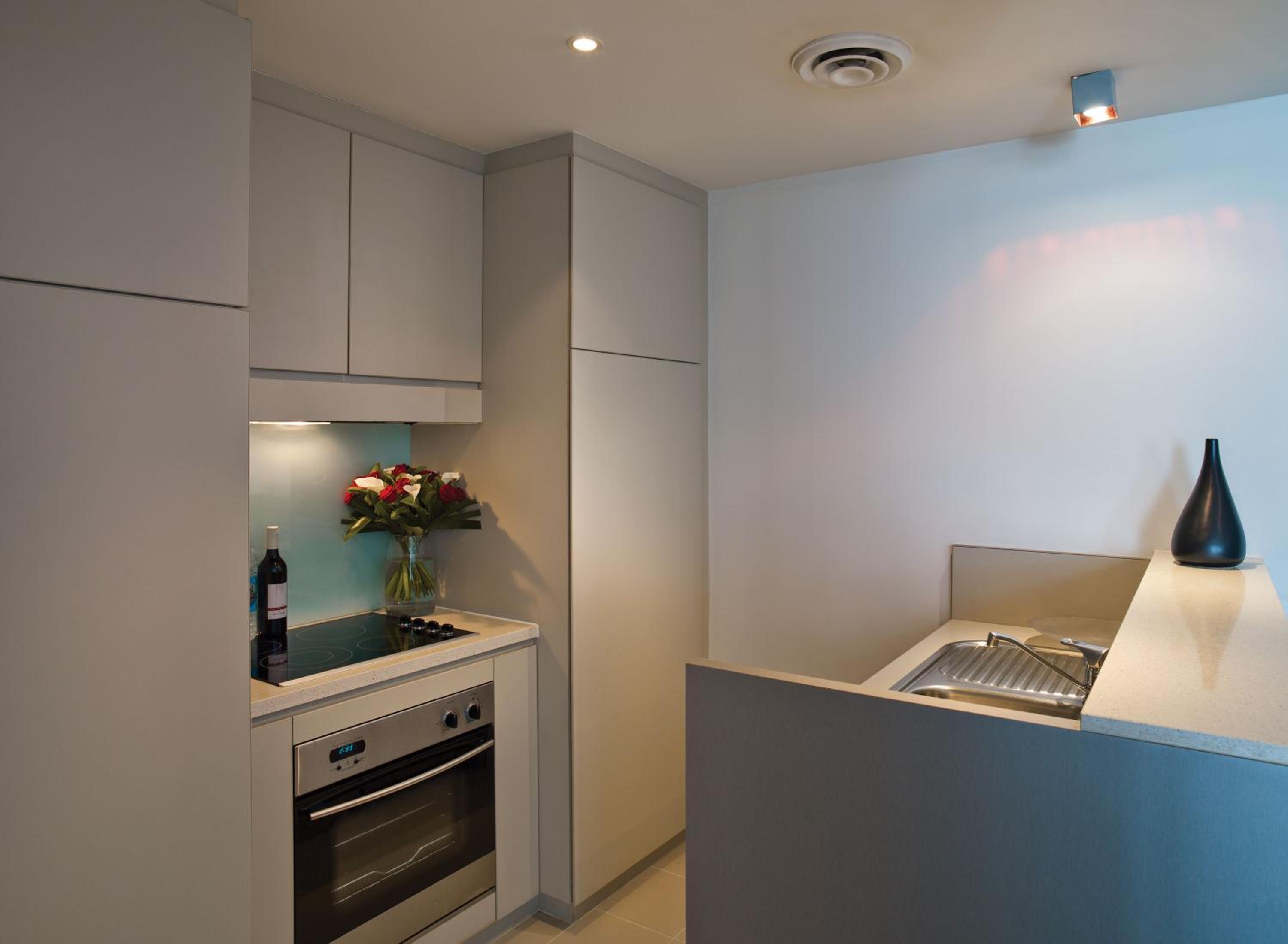 Premier Interconnecting Two-Bedroom Apartment photo 3