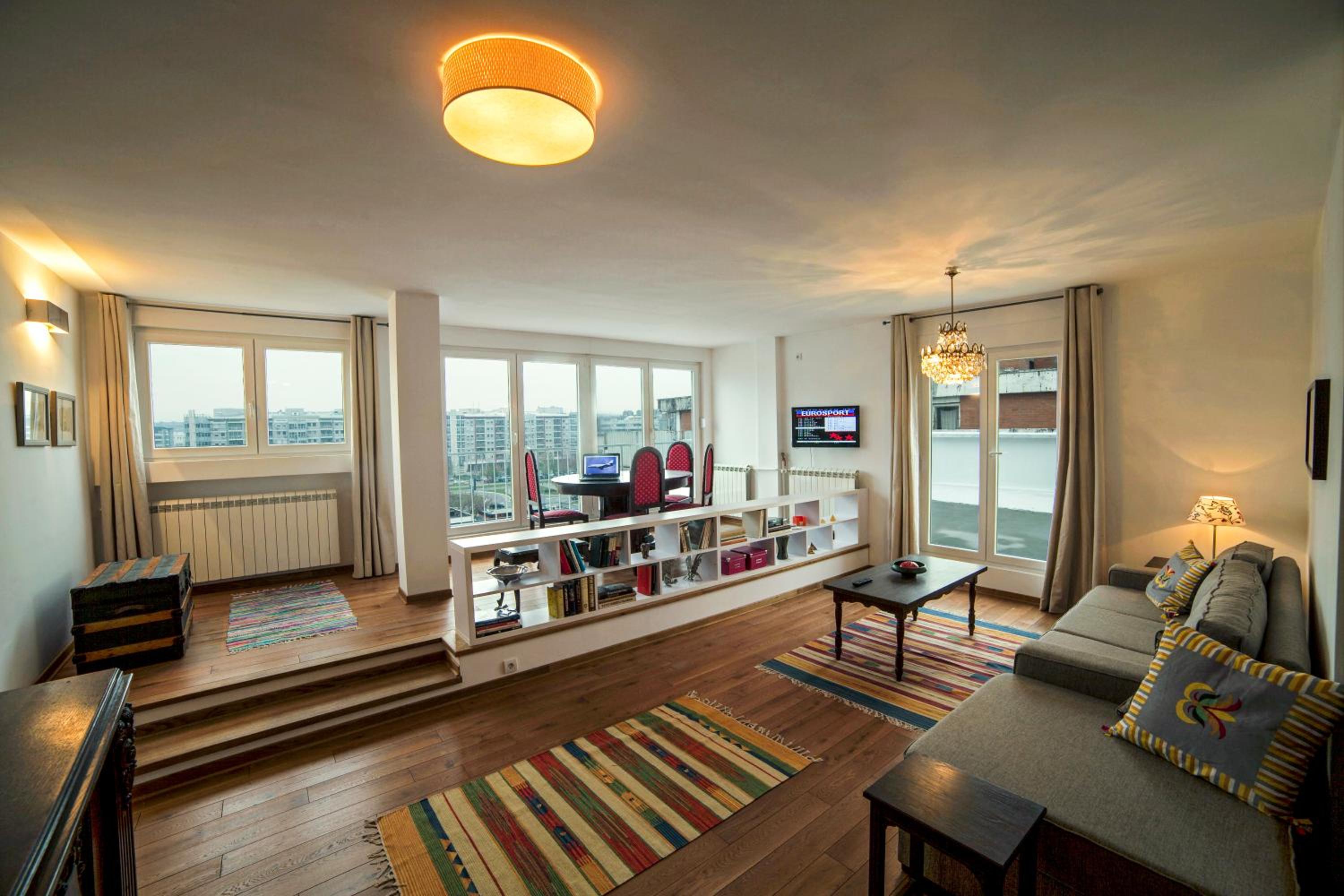 Superior Penthouse Apartment - Photo 1