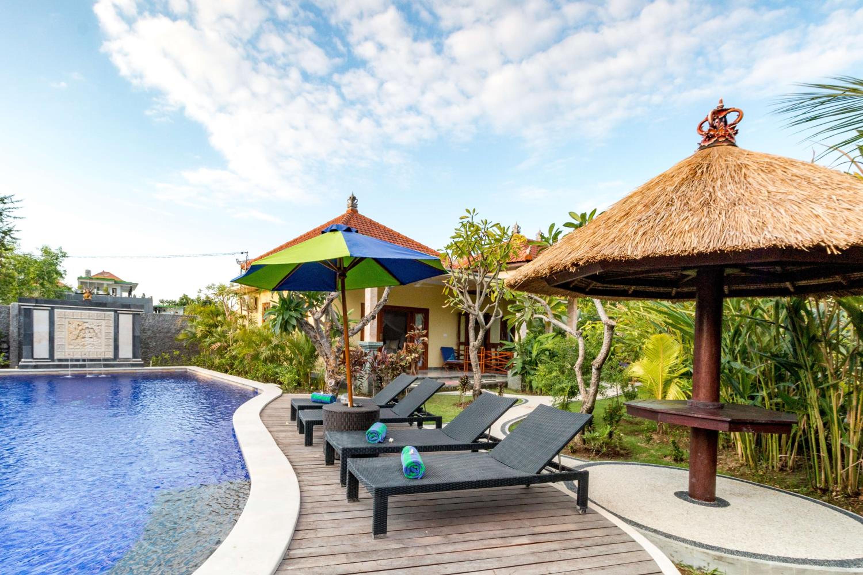 Villa with Garden View - Photo 31