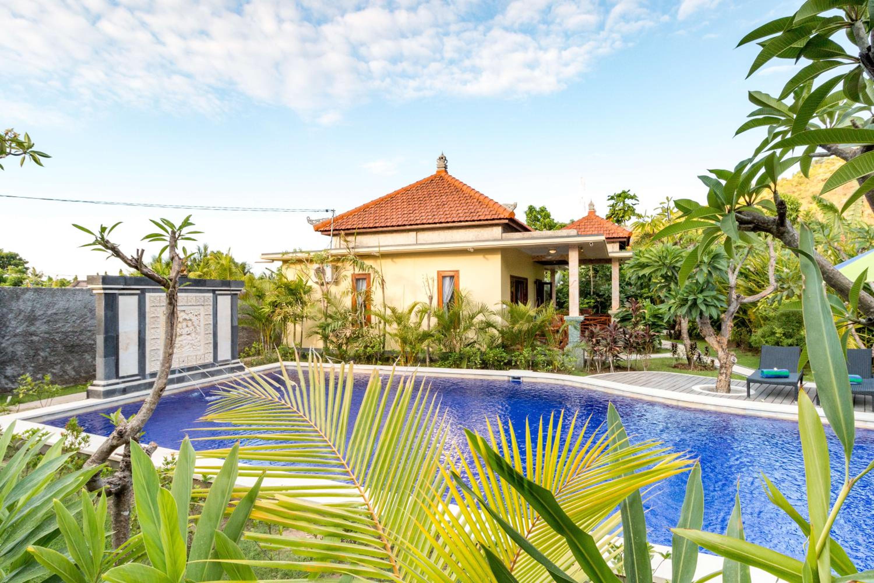 Villa with Garden View - Photo 2