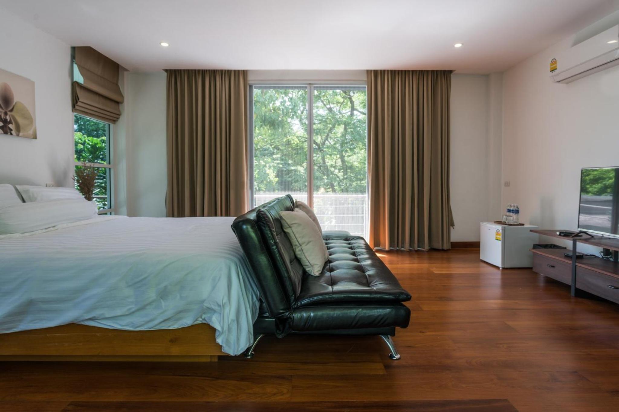 Double Room with Garden View - Photo 3