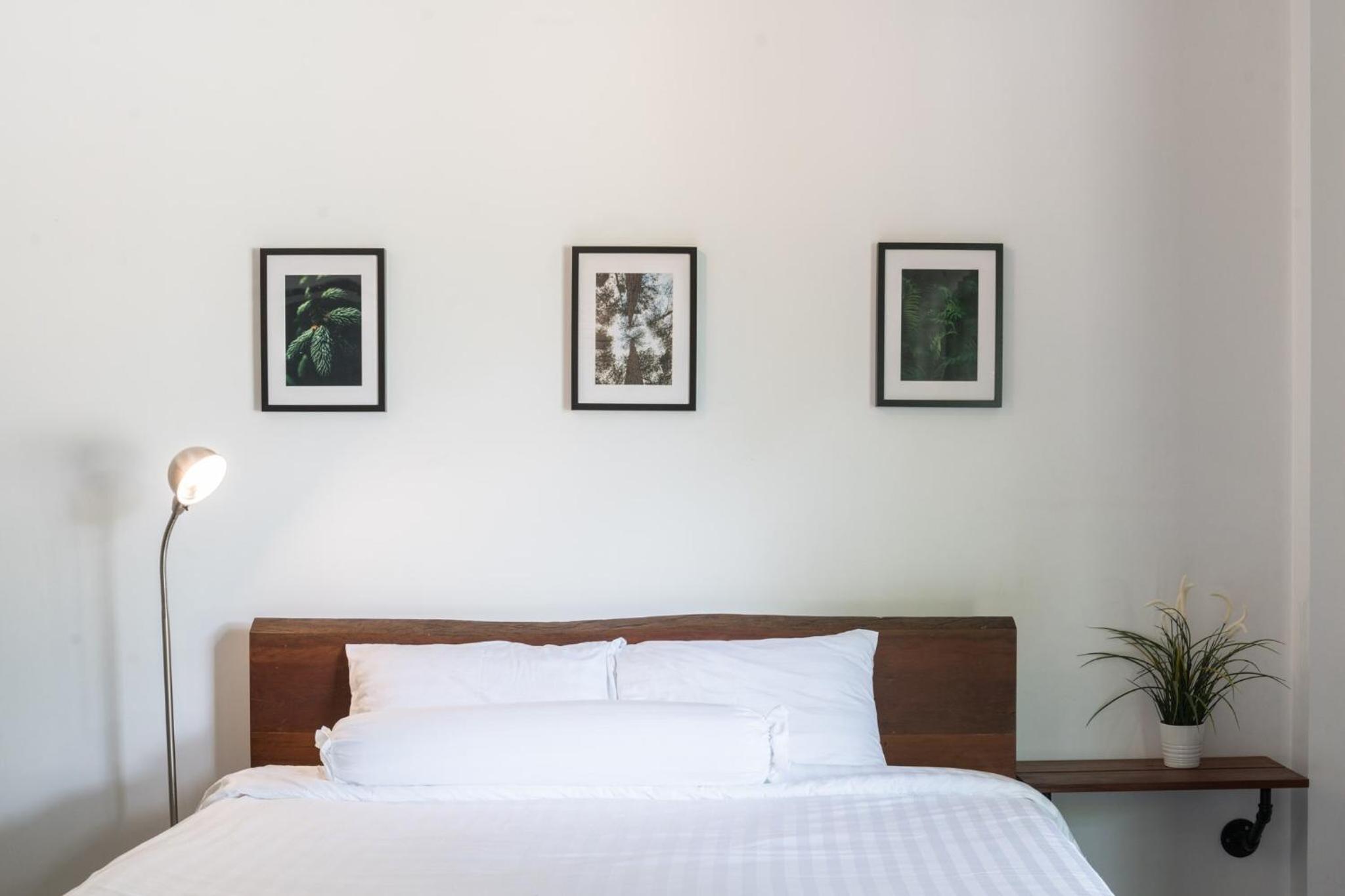 Double Room with River View - Photo 1