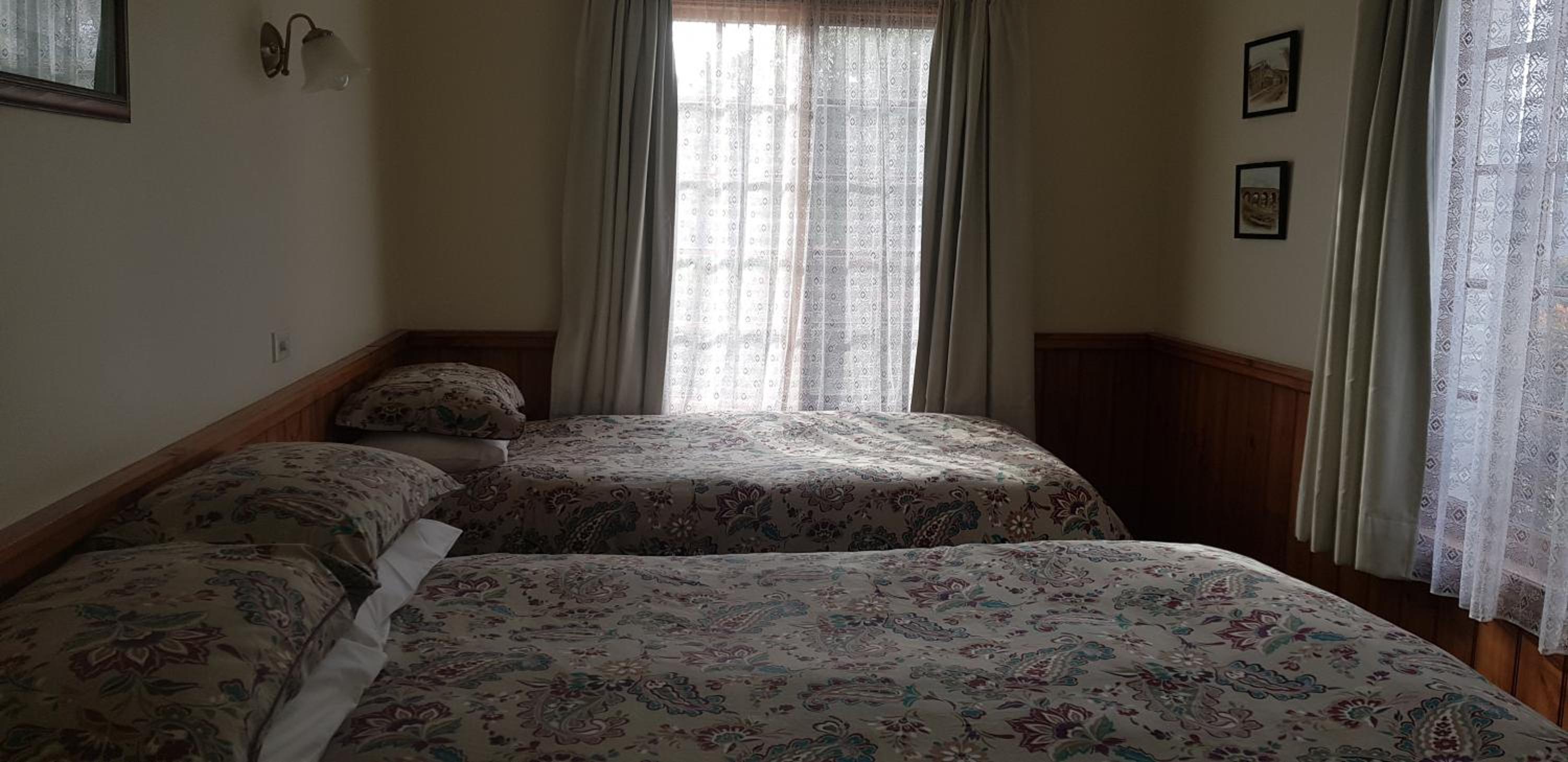 One-Bedroom Cottage - The Retreat photo 3