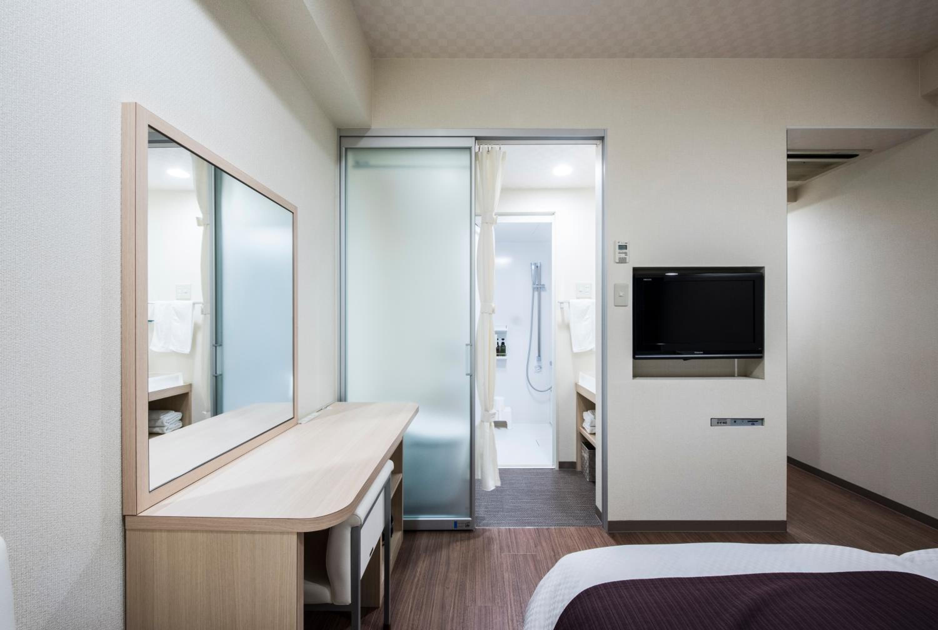 Superior Twin Room - Smoking photo 2