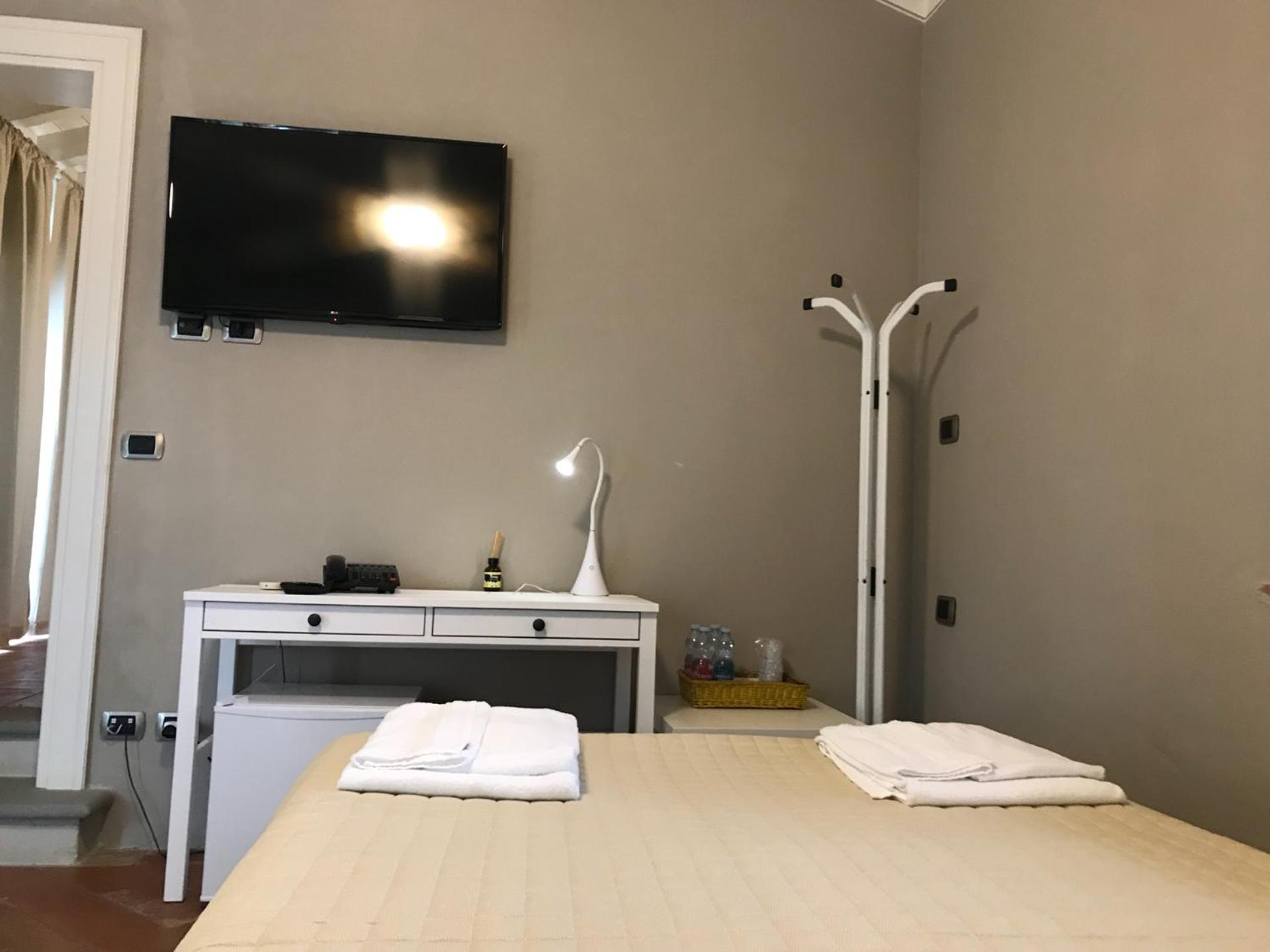 Standard Quadruple Room - Photo 4