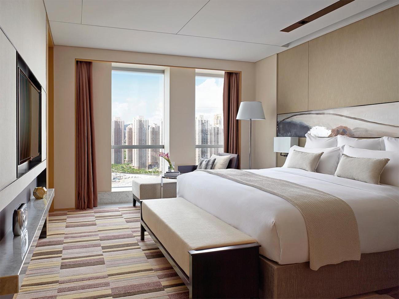Club One-Bedroom Suite