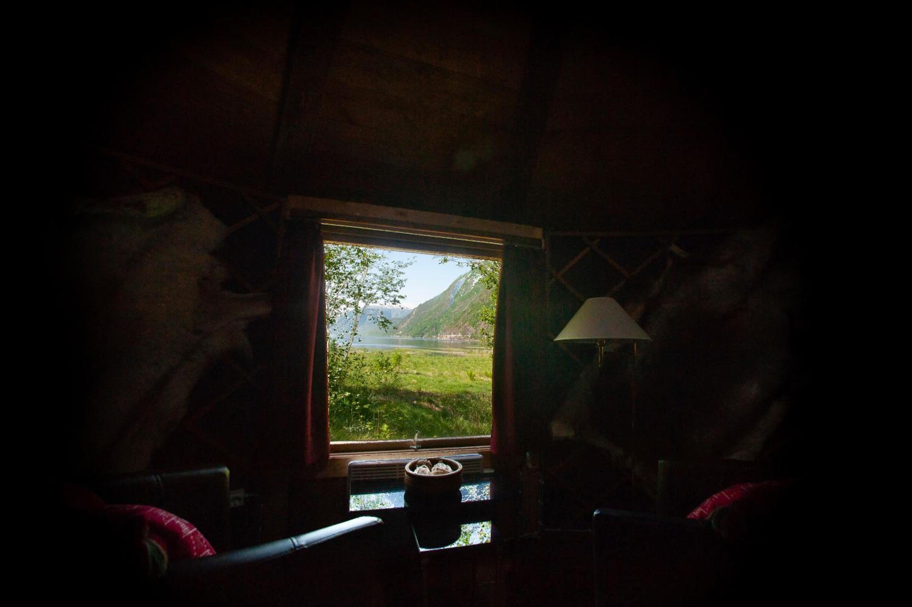 Private Yurt with Shared Bathroom photo 2