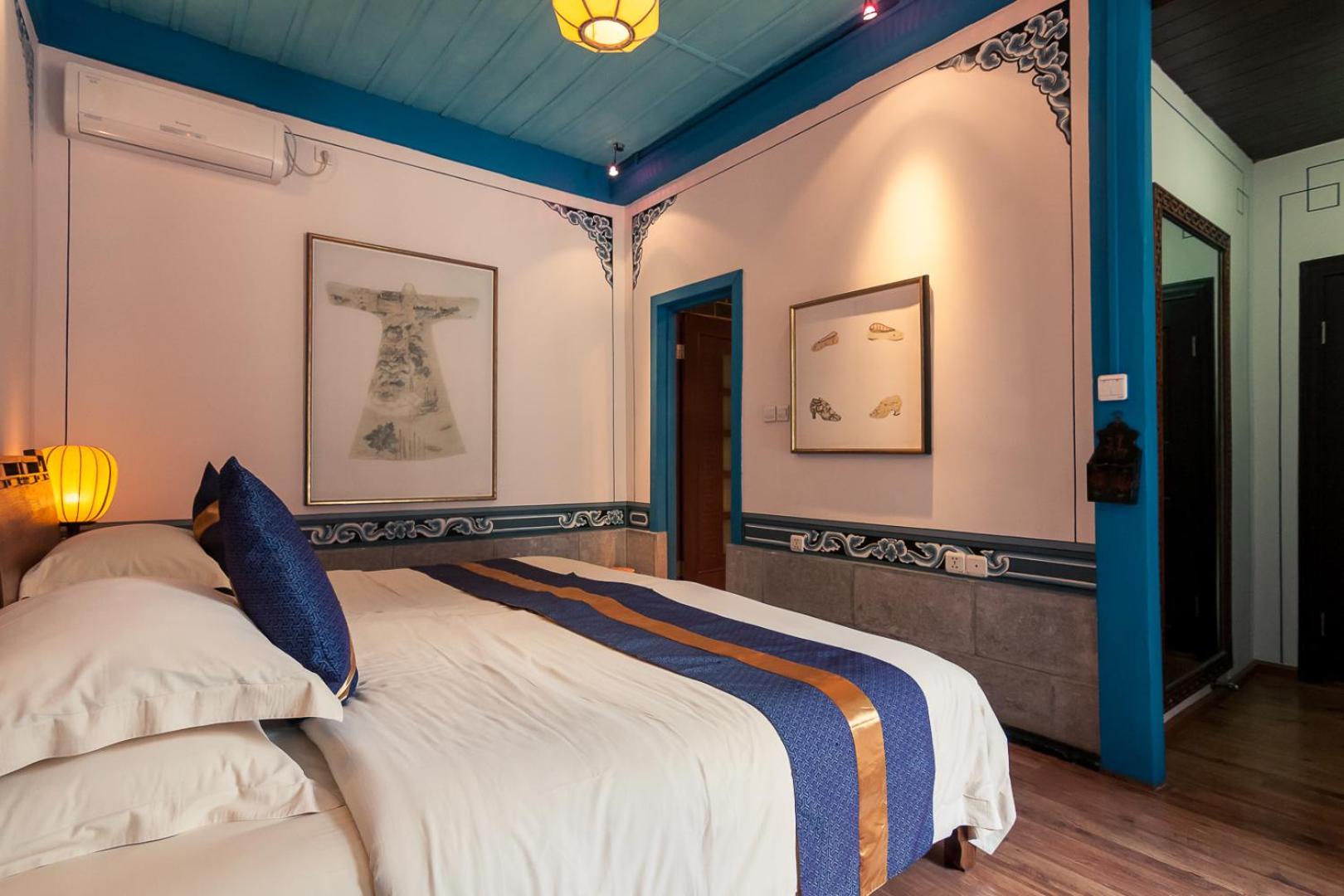 Queen Room photo 3
