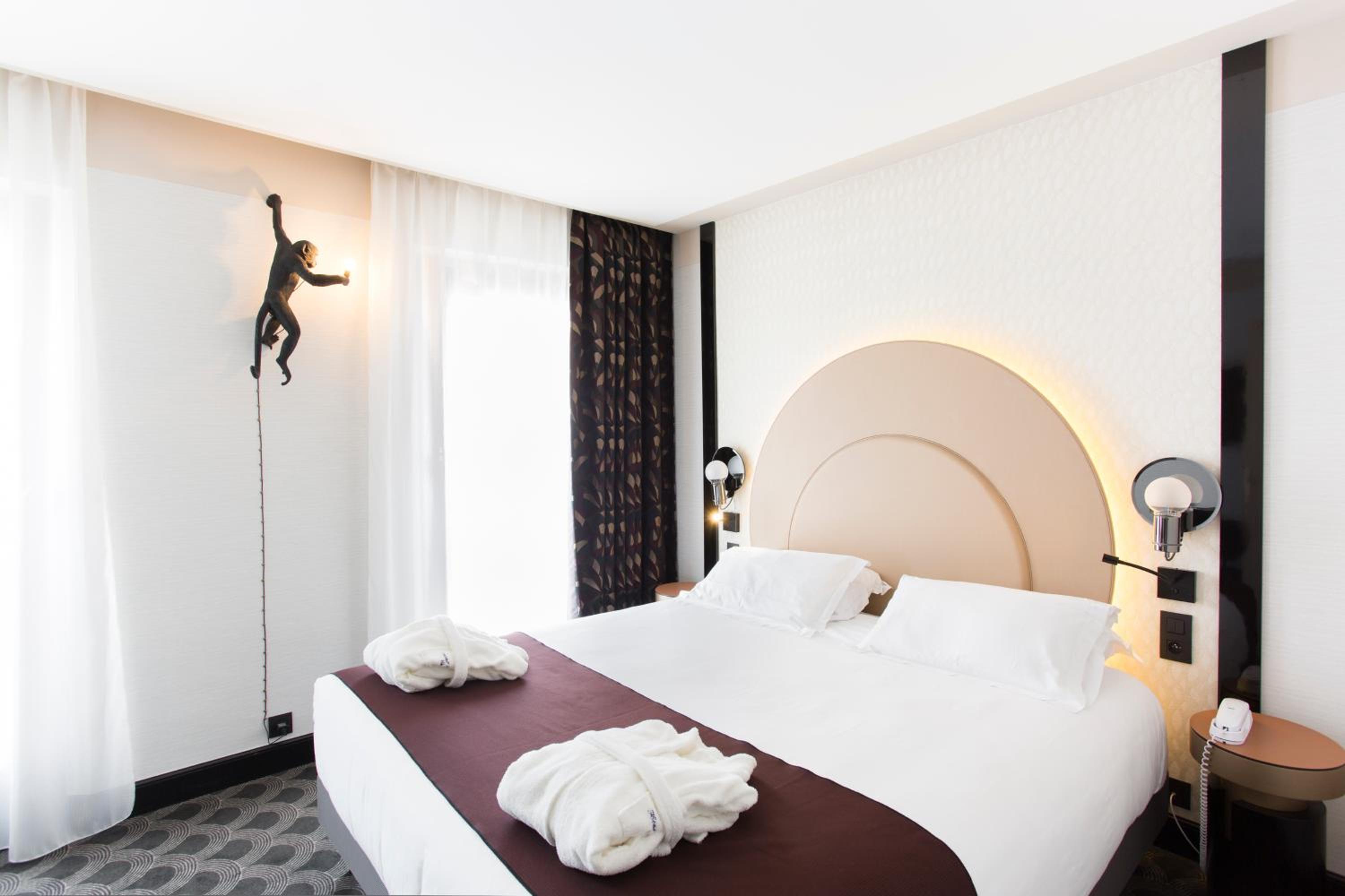 Superior Double Room - Photo 3