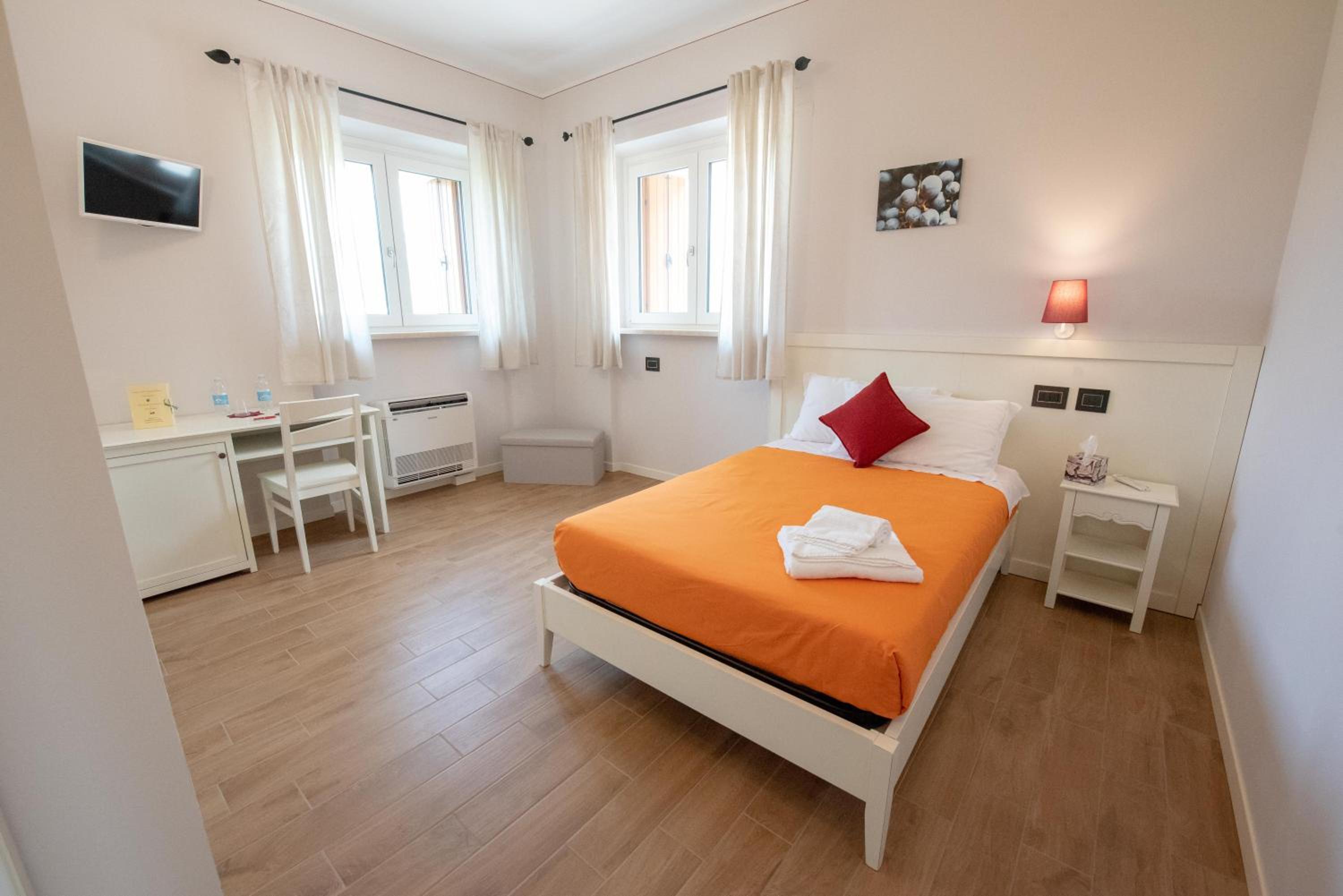 Large Single Room