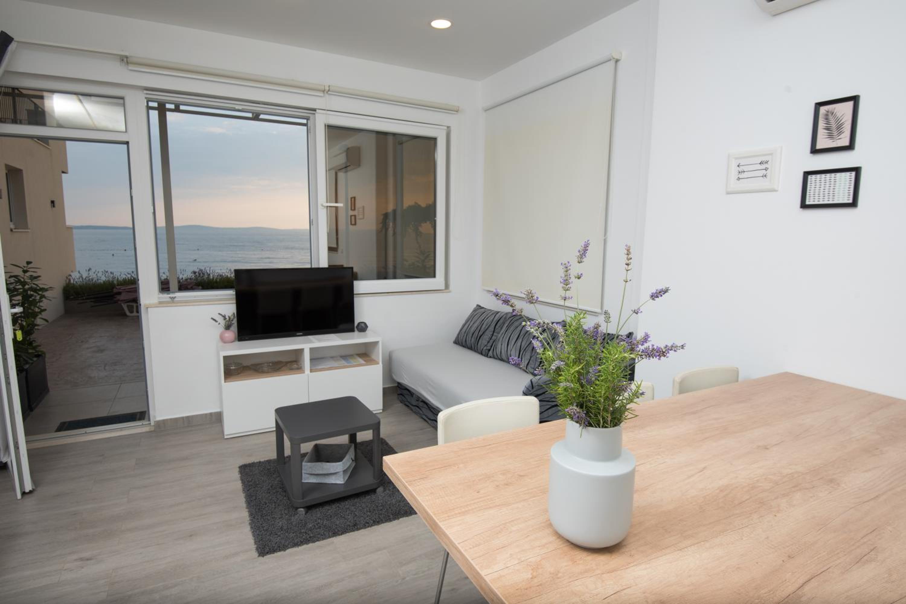 Apartment - Ground Floor photo 3