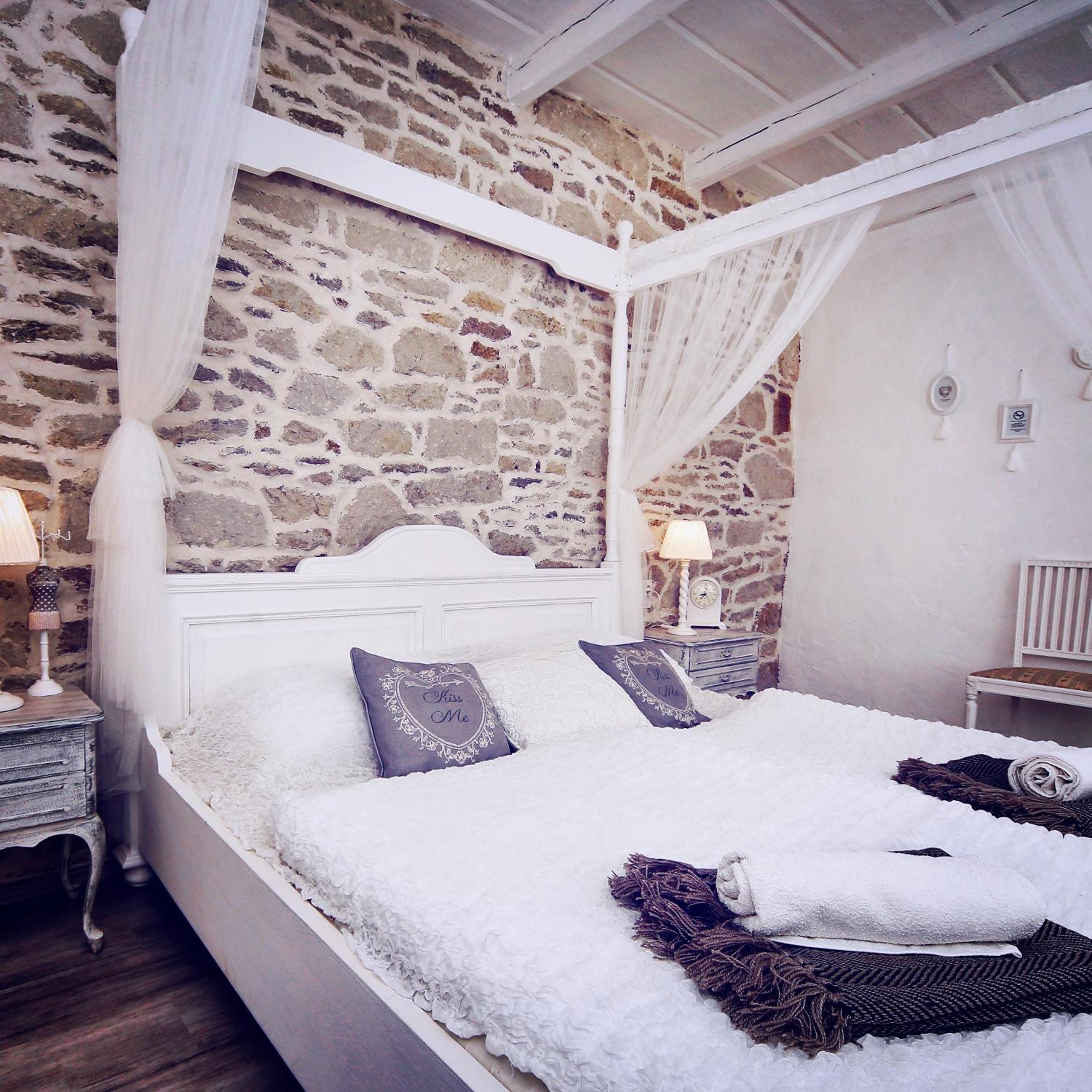One-Bedroom Apartment with Terrace and Extra Bed (3 Adults) photo 1