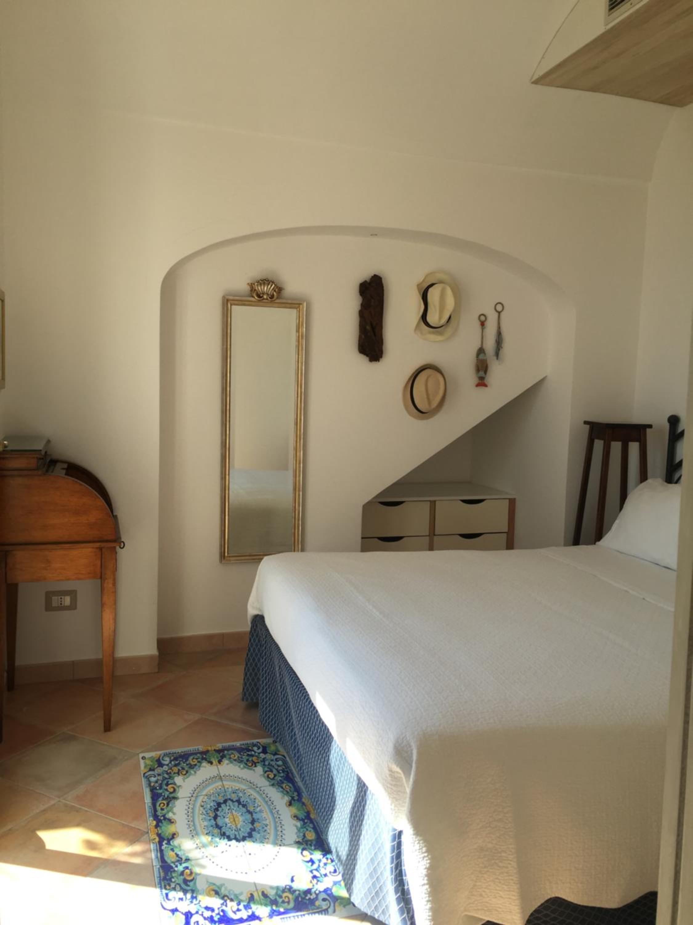 Two-Bedroom Apartment with Terrace and Sea View photo 3