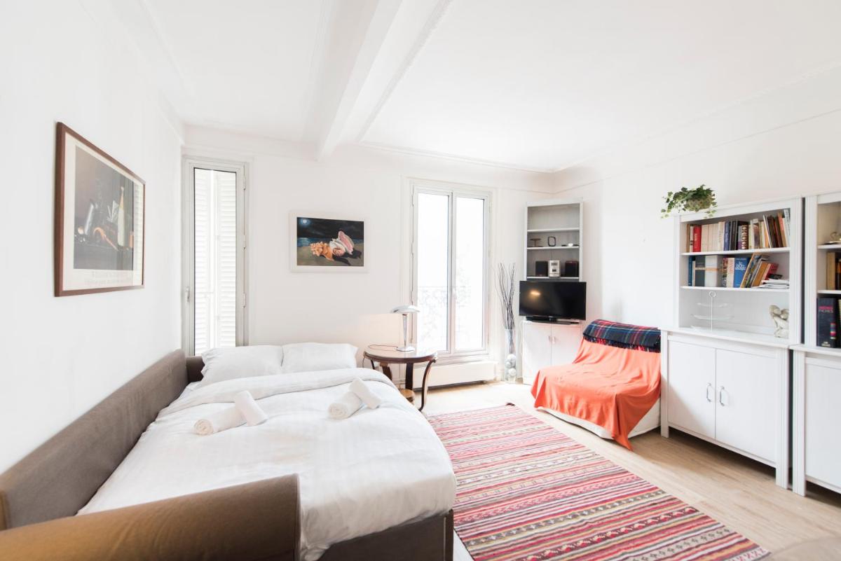 Apartment photo 3
