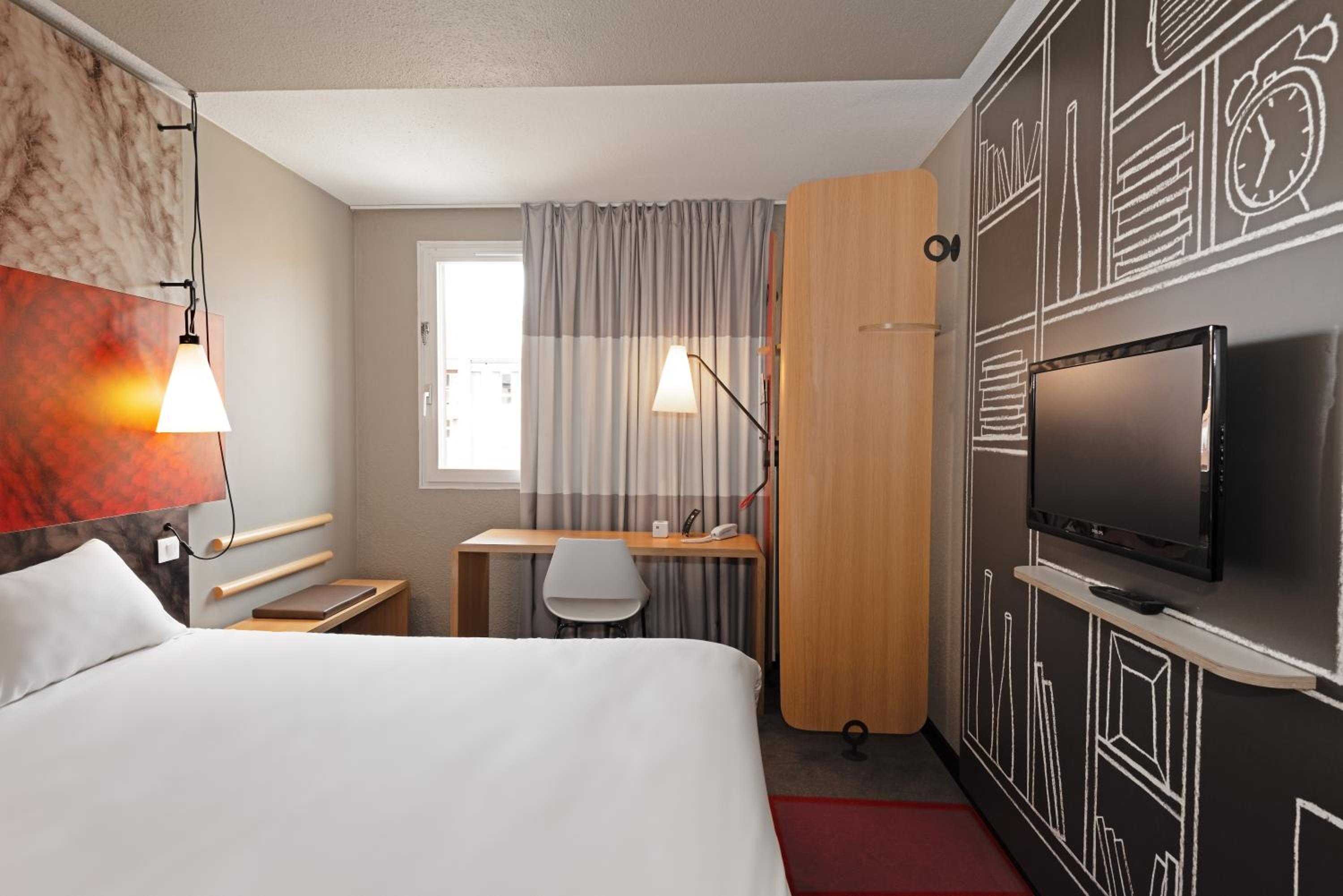 Standard Room - Photo 9