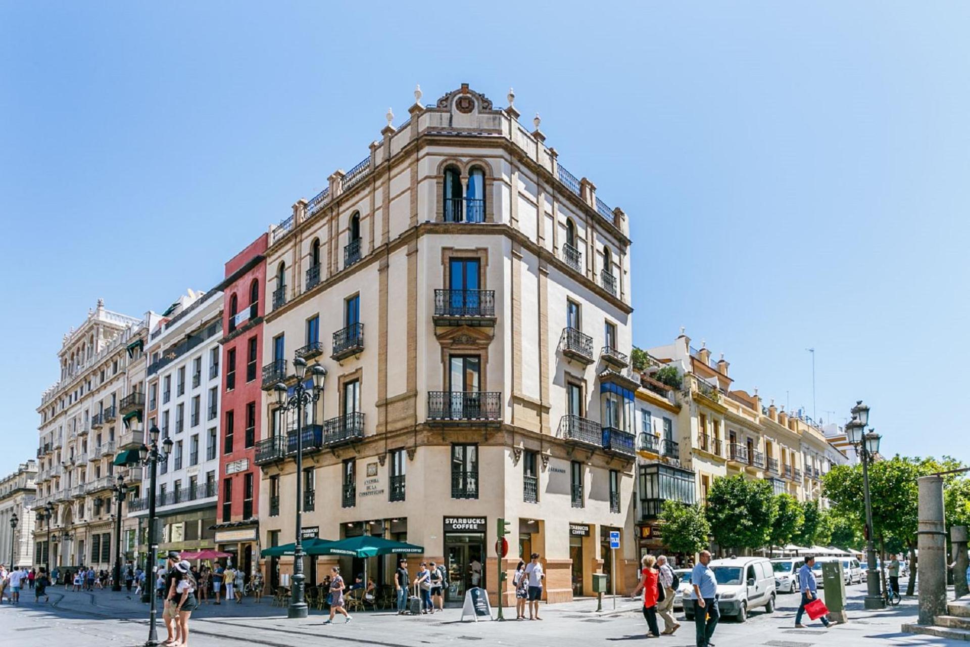 Superior Apartment thumbnail 5
