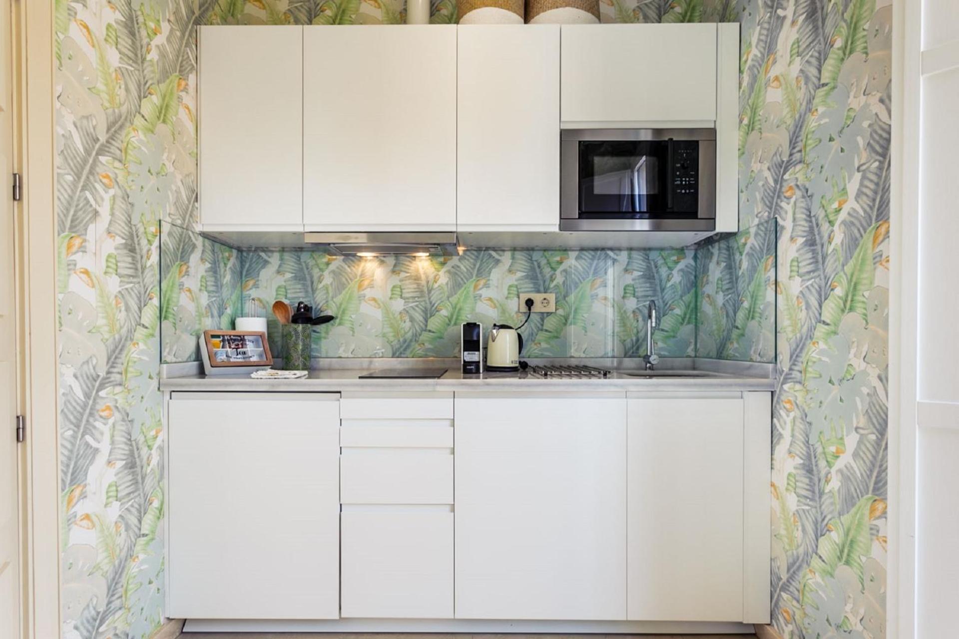 Superior Apartment thumbnail 6