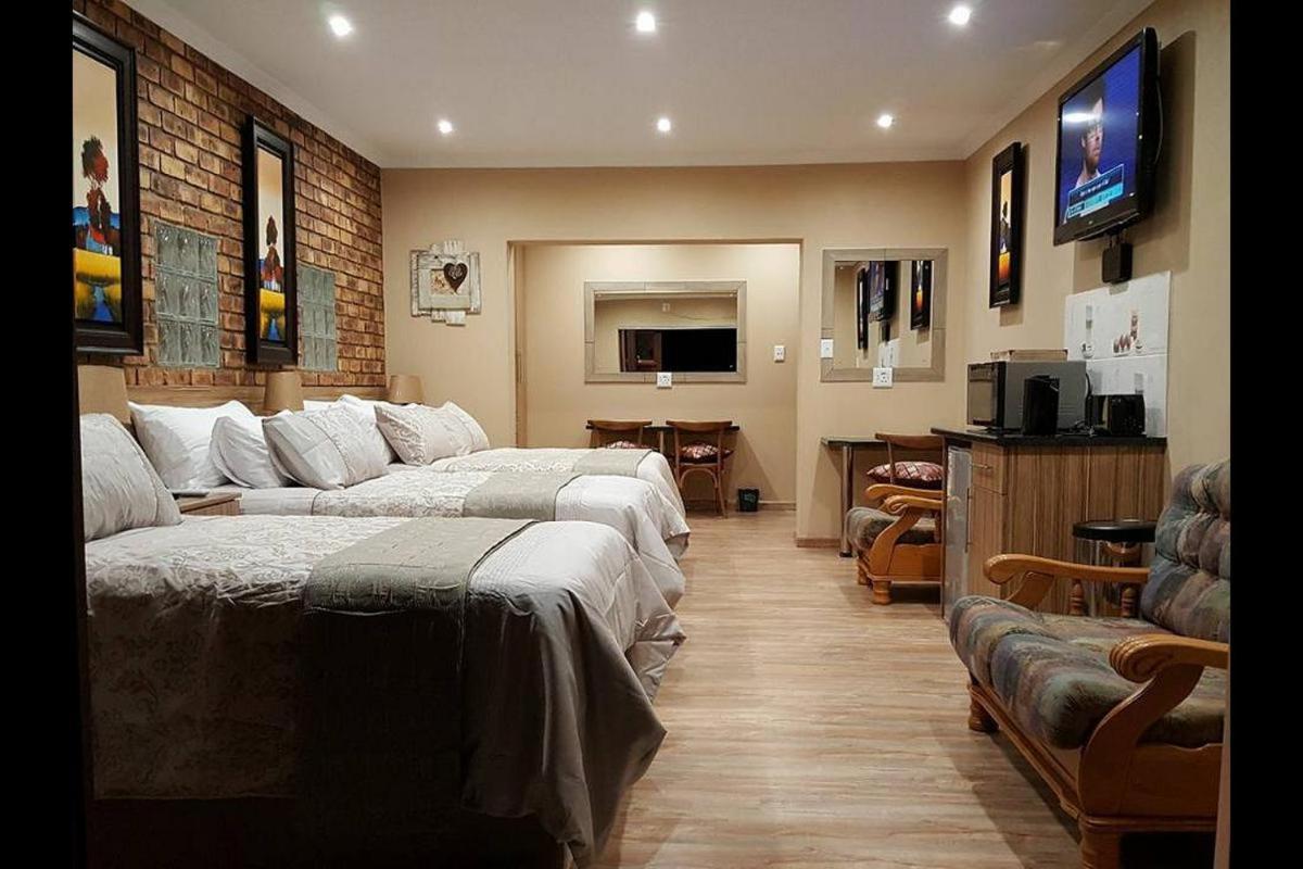 Family Room with Bathroom - Photo 7