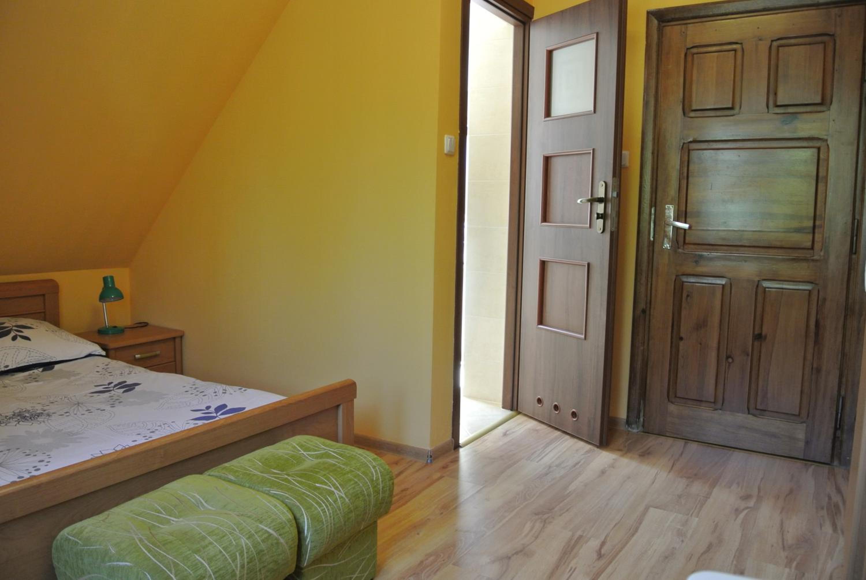 Double Room - Photo 5