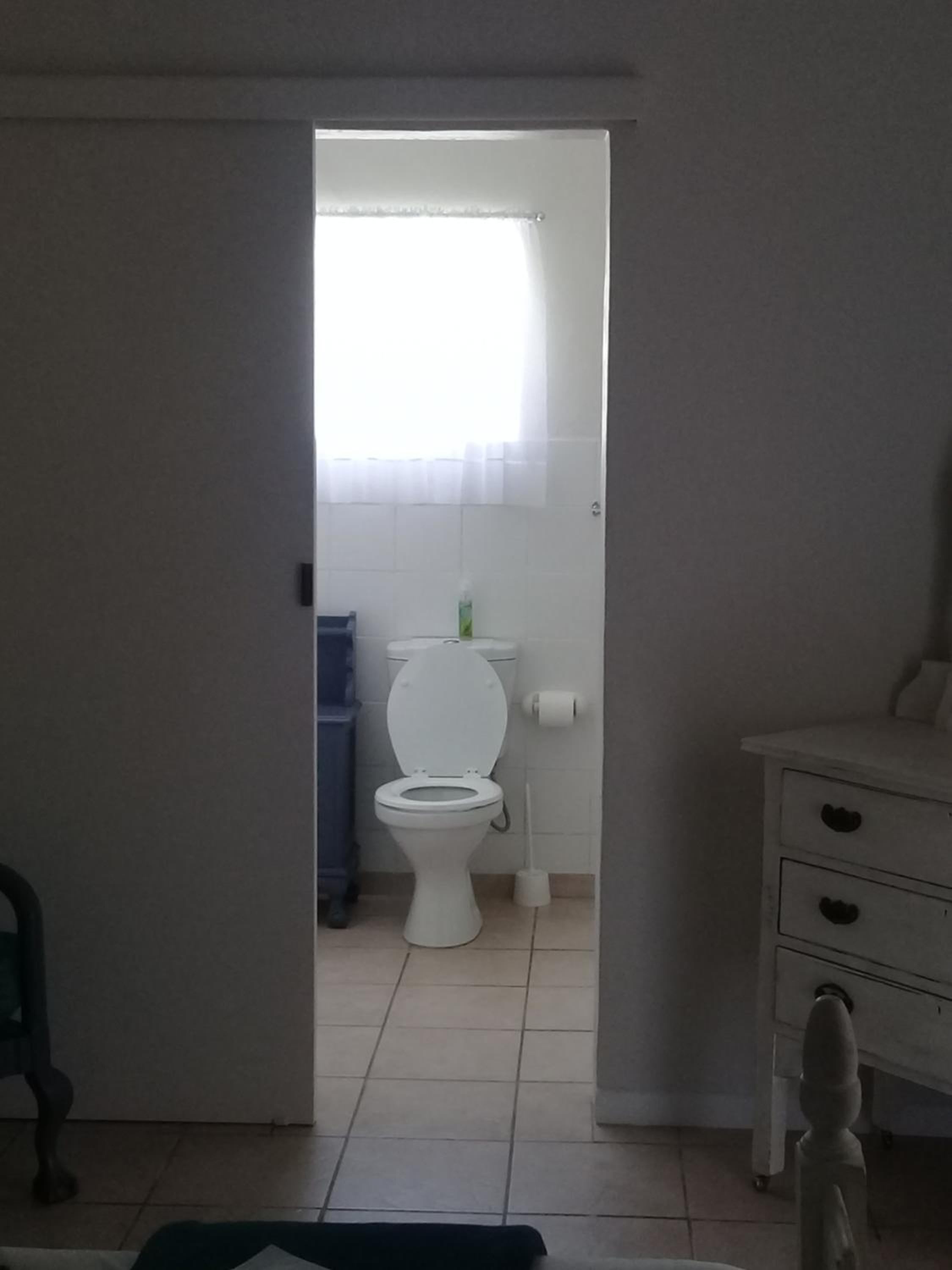 Deluxe Double Room - Photo 12