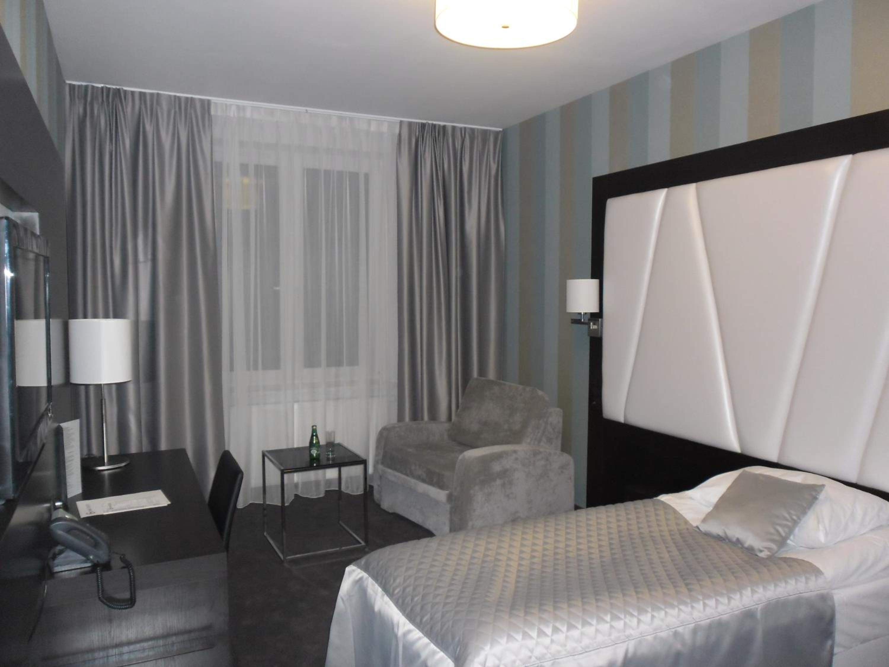 Single Room photo 3