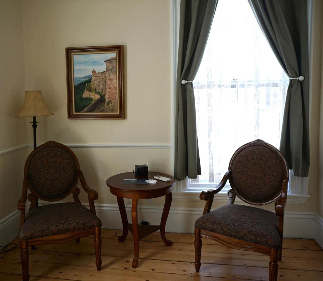 Deluxe Room - Peabody House- NO PETS