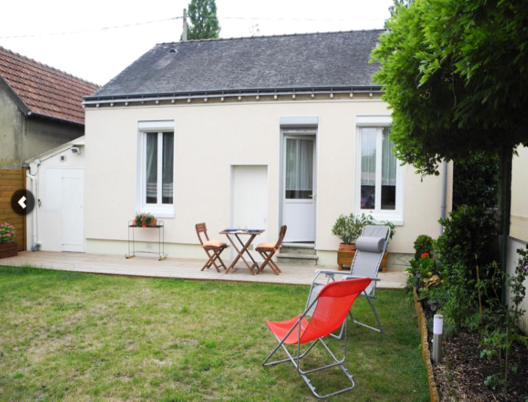 Two-Bedroom Cottage photo 3