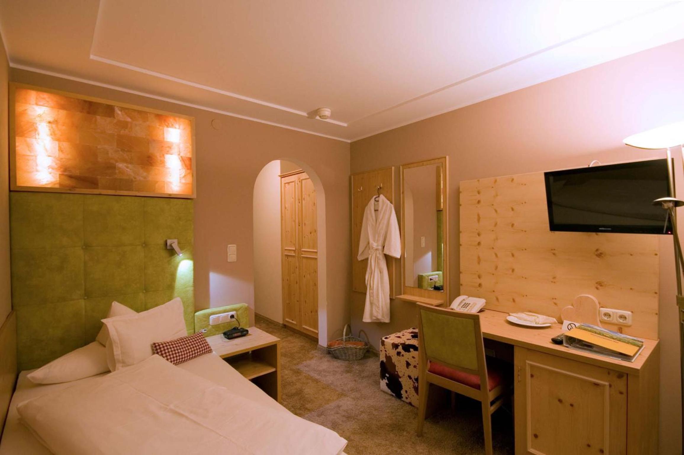 Standard Single Room