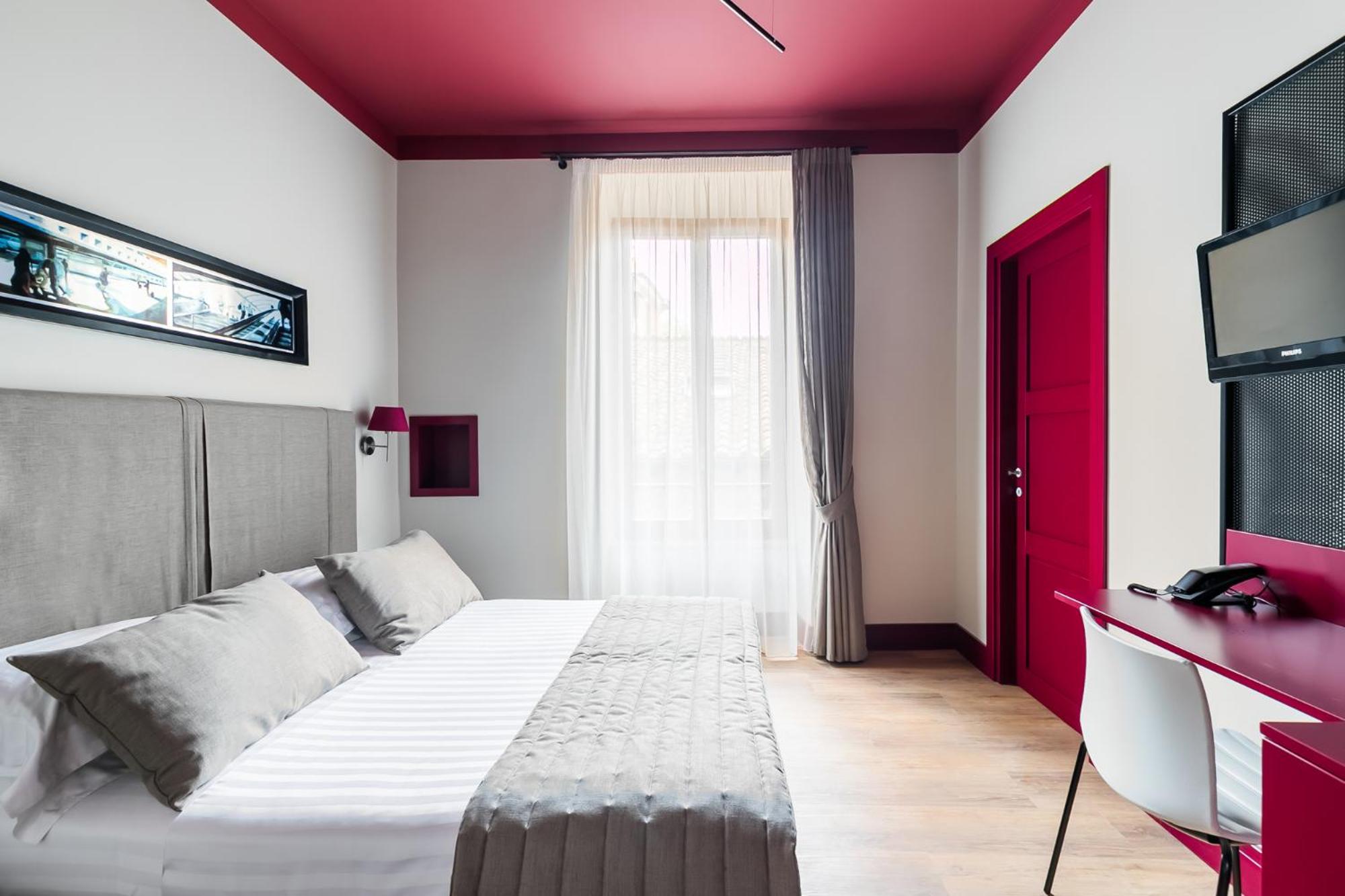 Deluxe Double or Twin Room photo 1