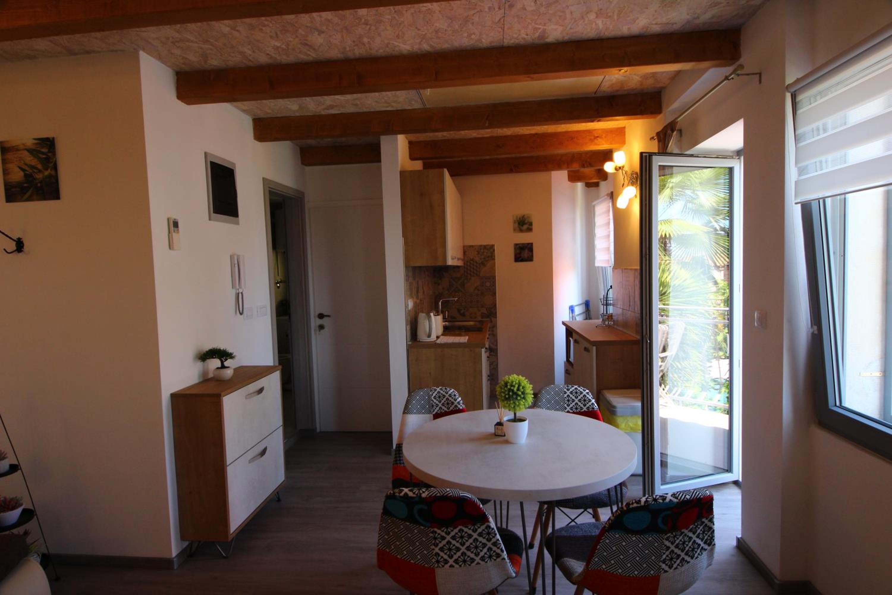 Apartment with Sea View photo 2