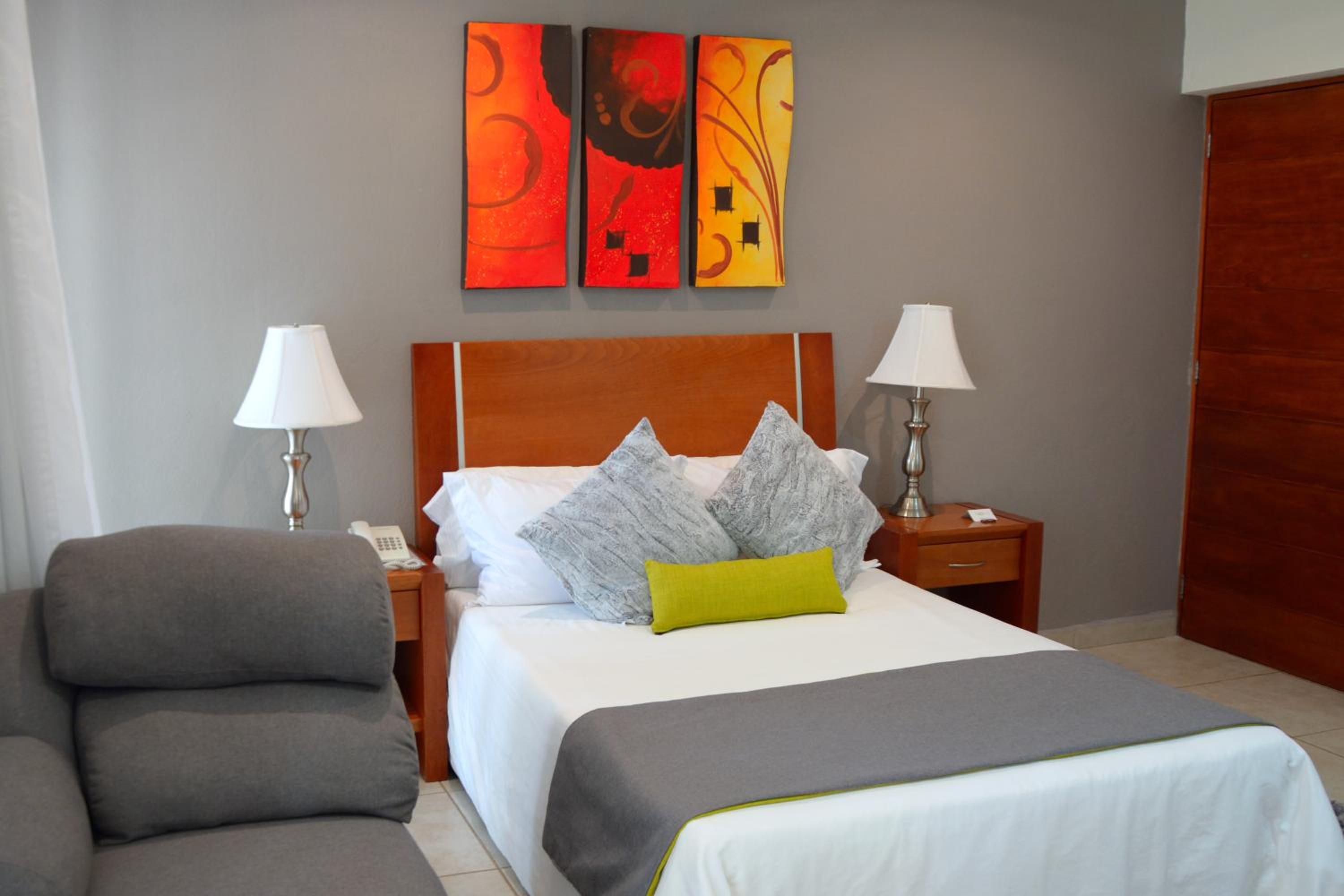 Standard Queen Room - Photo 3