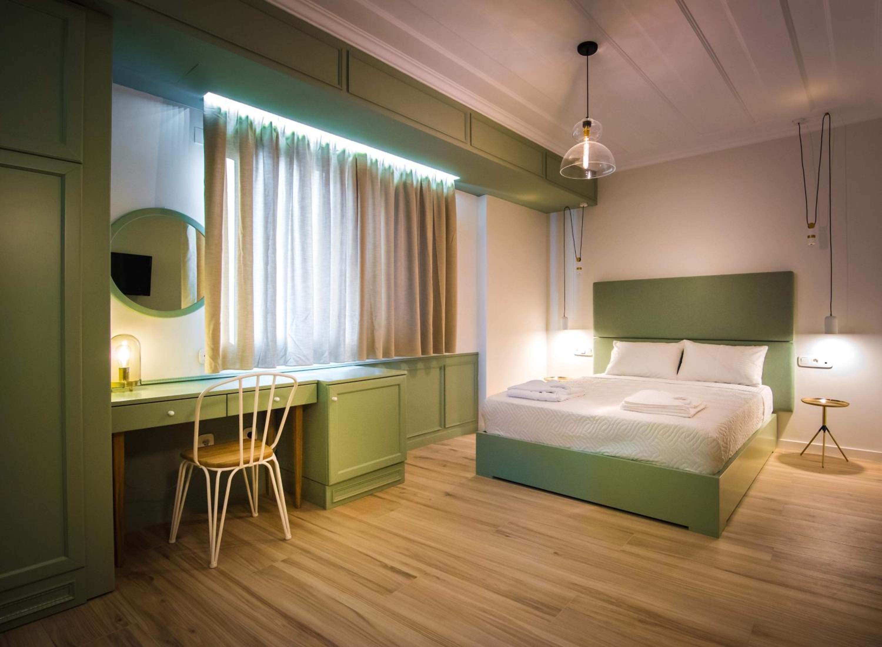 Deluxe Double Room photo 3