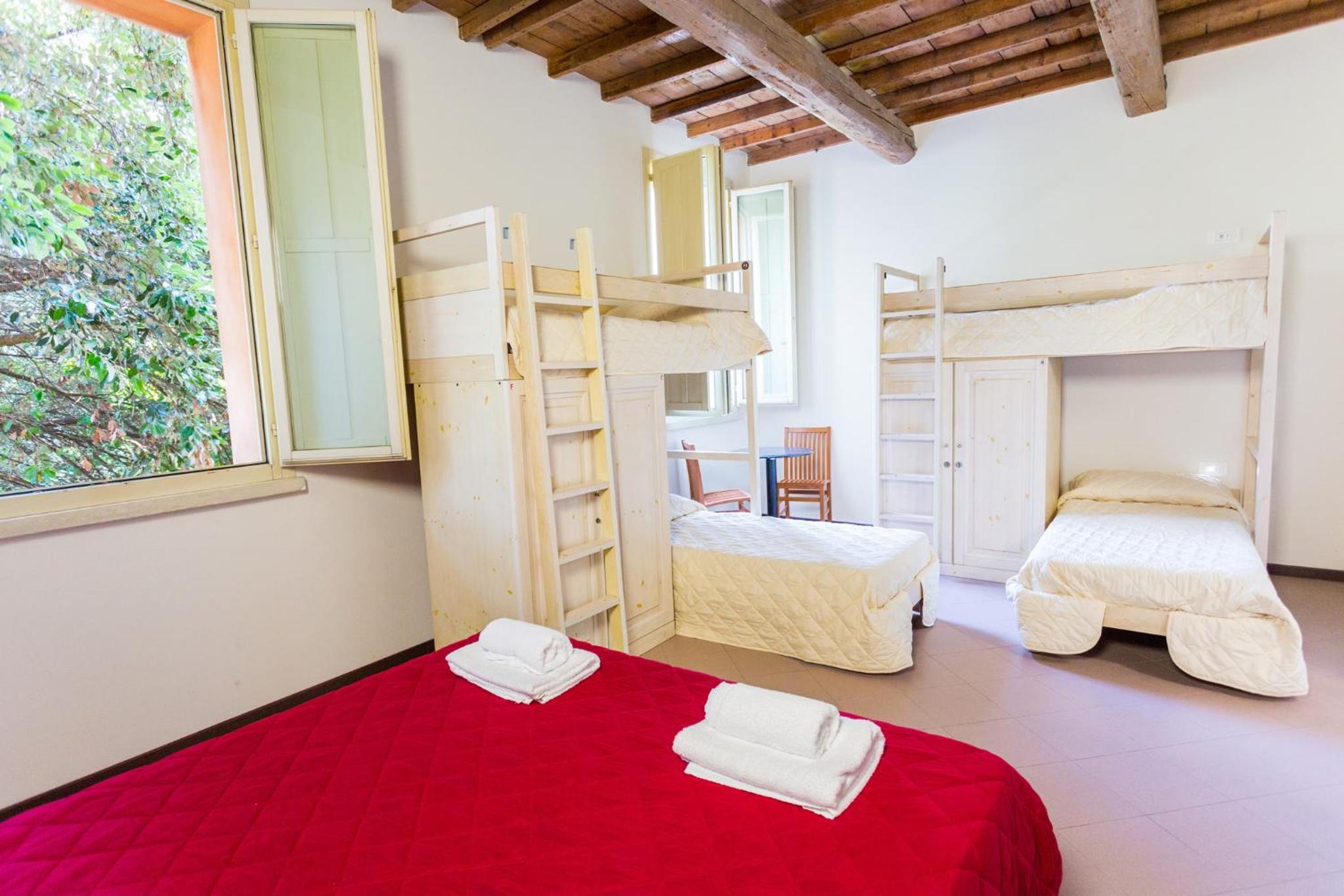 Family Room with Private Bathroom - Photo 1
