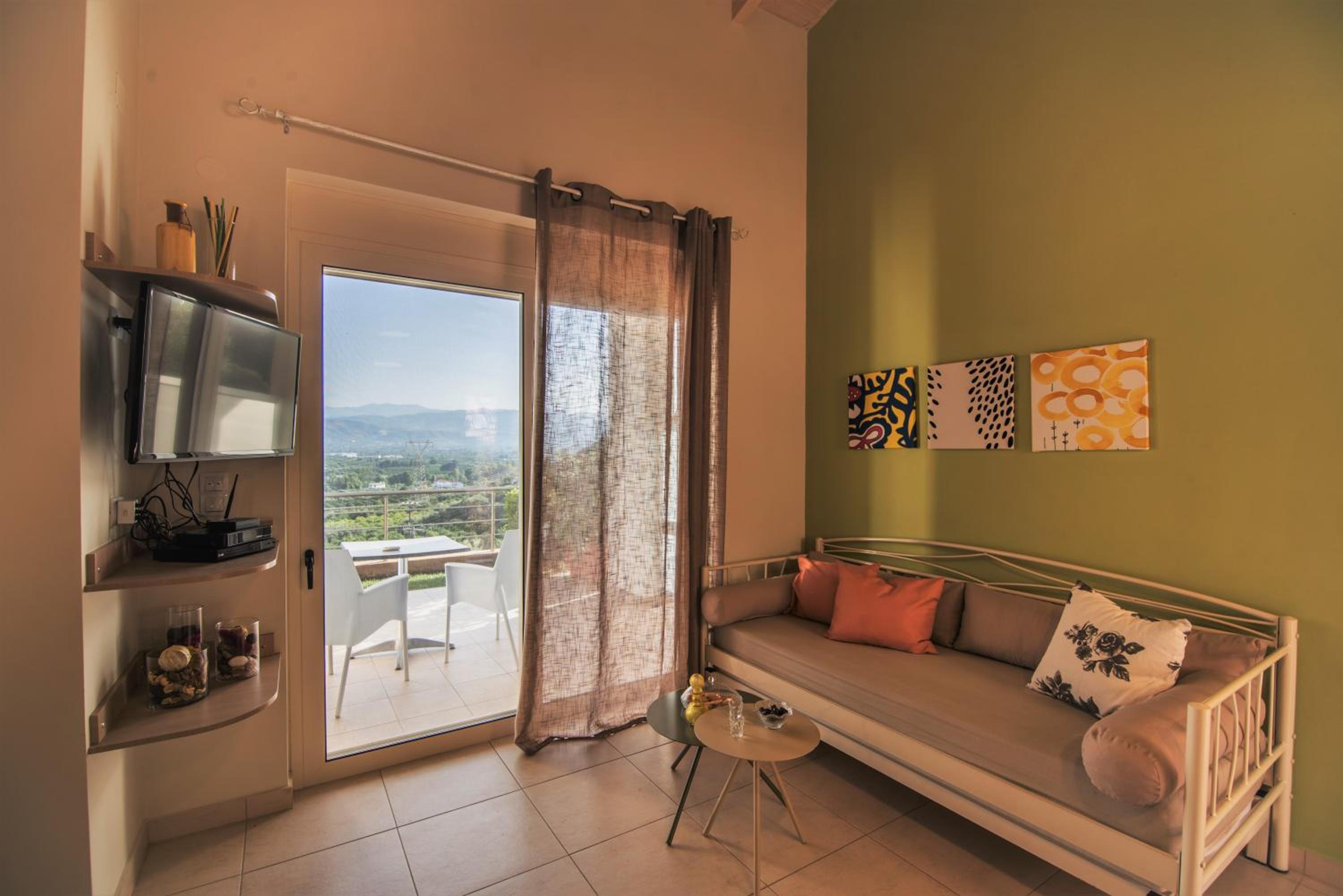 Aksos Suites Accessible Accommodation, Photo 17