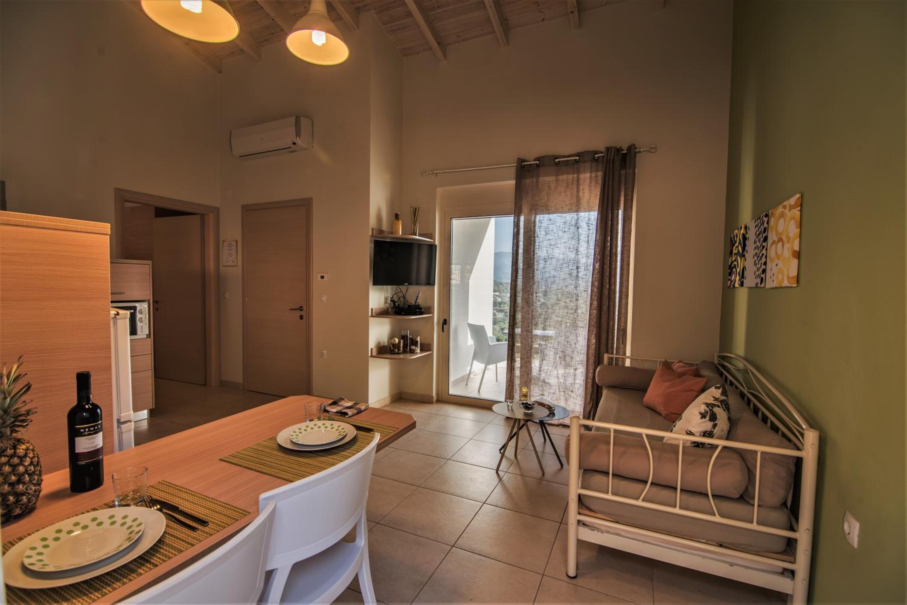 Aksos Suites Accessible Accommodation, Photo 25