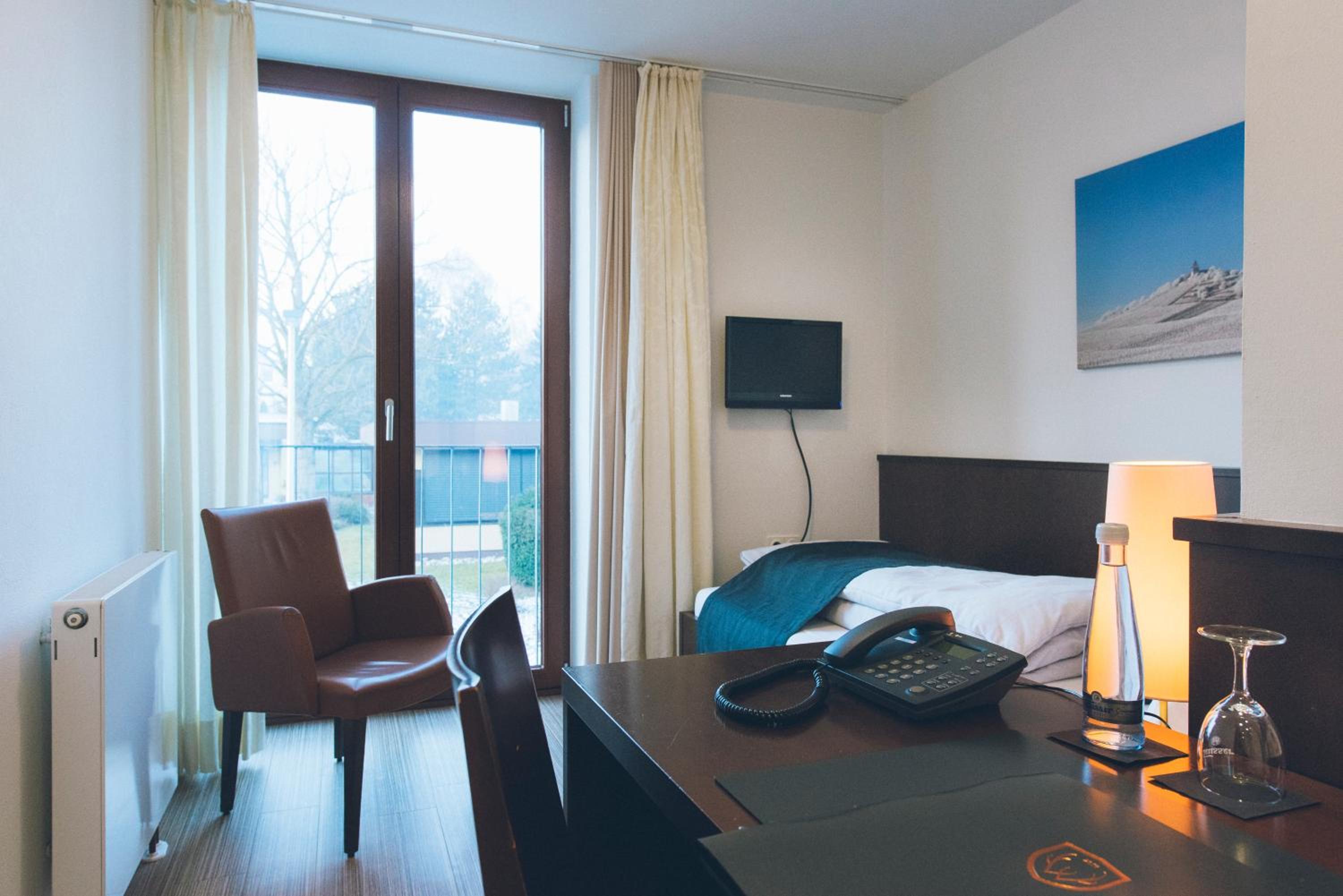 Budget Single Room