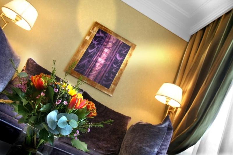 Suite Junior Familiale (2 Adultes + 2 Enfants – 12 Ans) photo