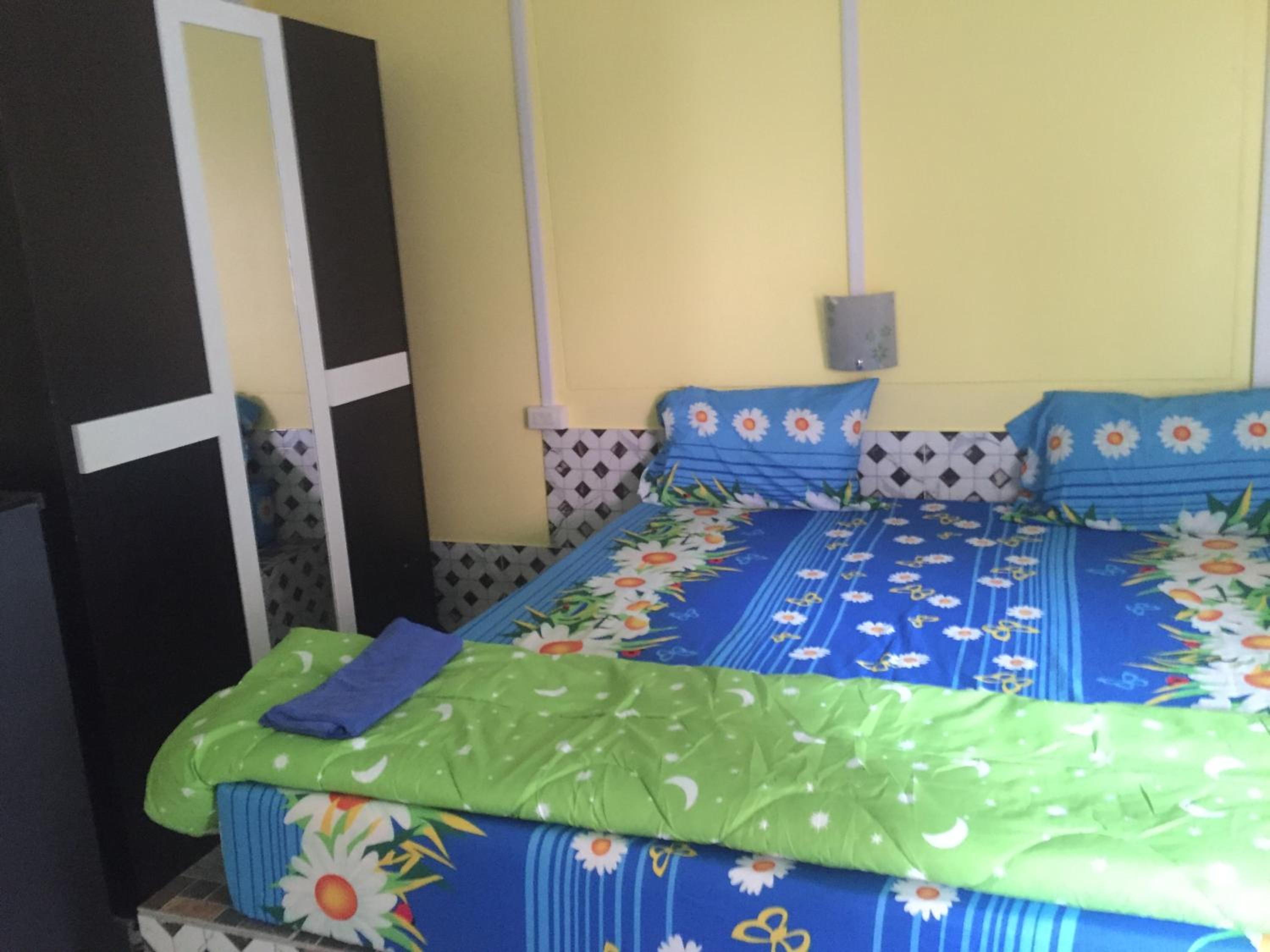 Family Room - Photo 14