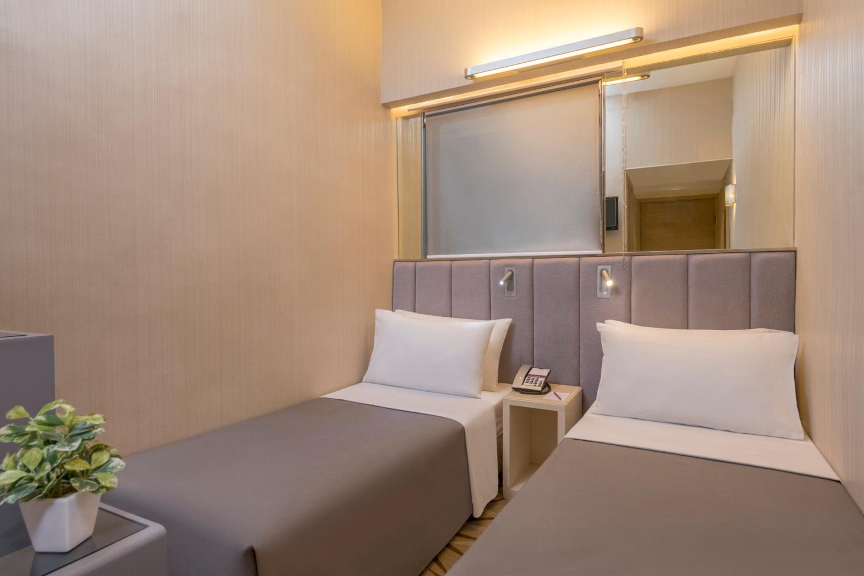 Standard Double or Twin Room photo 1
